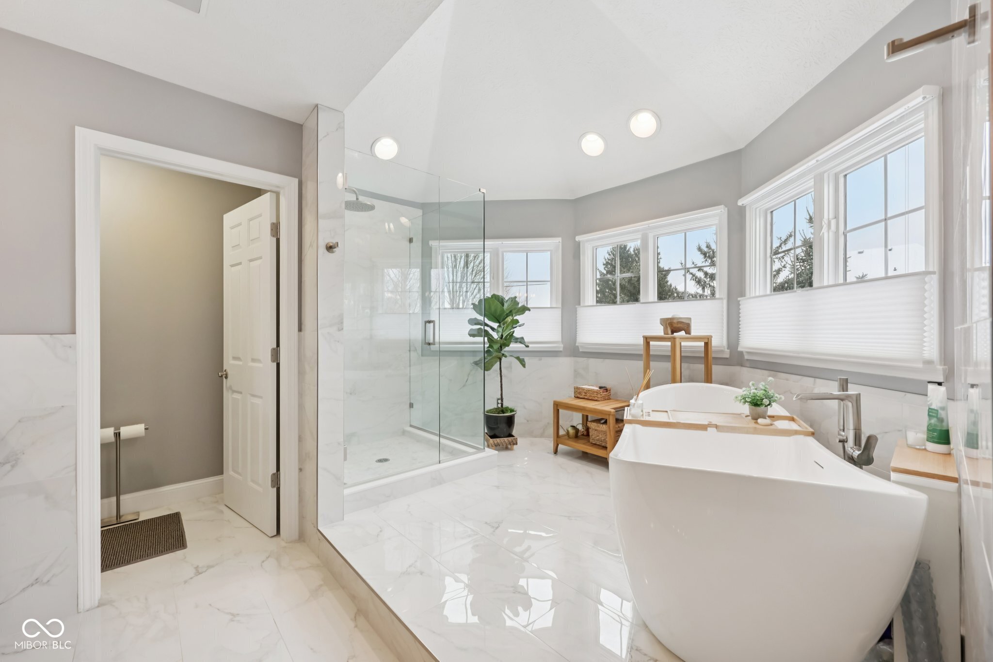 2725 Matt Court