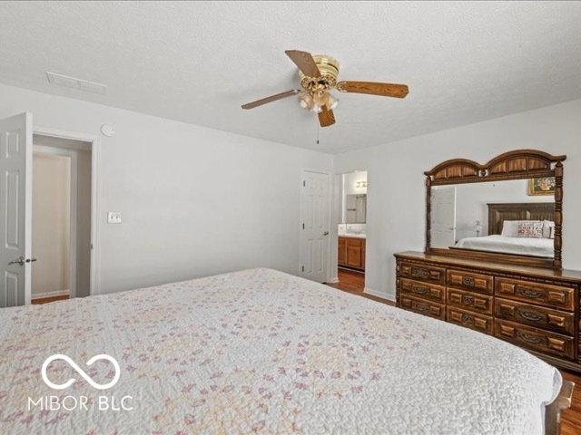 6116 Liverpool Lane
