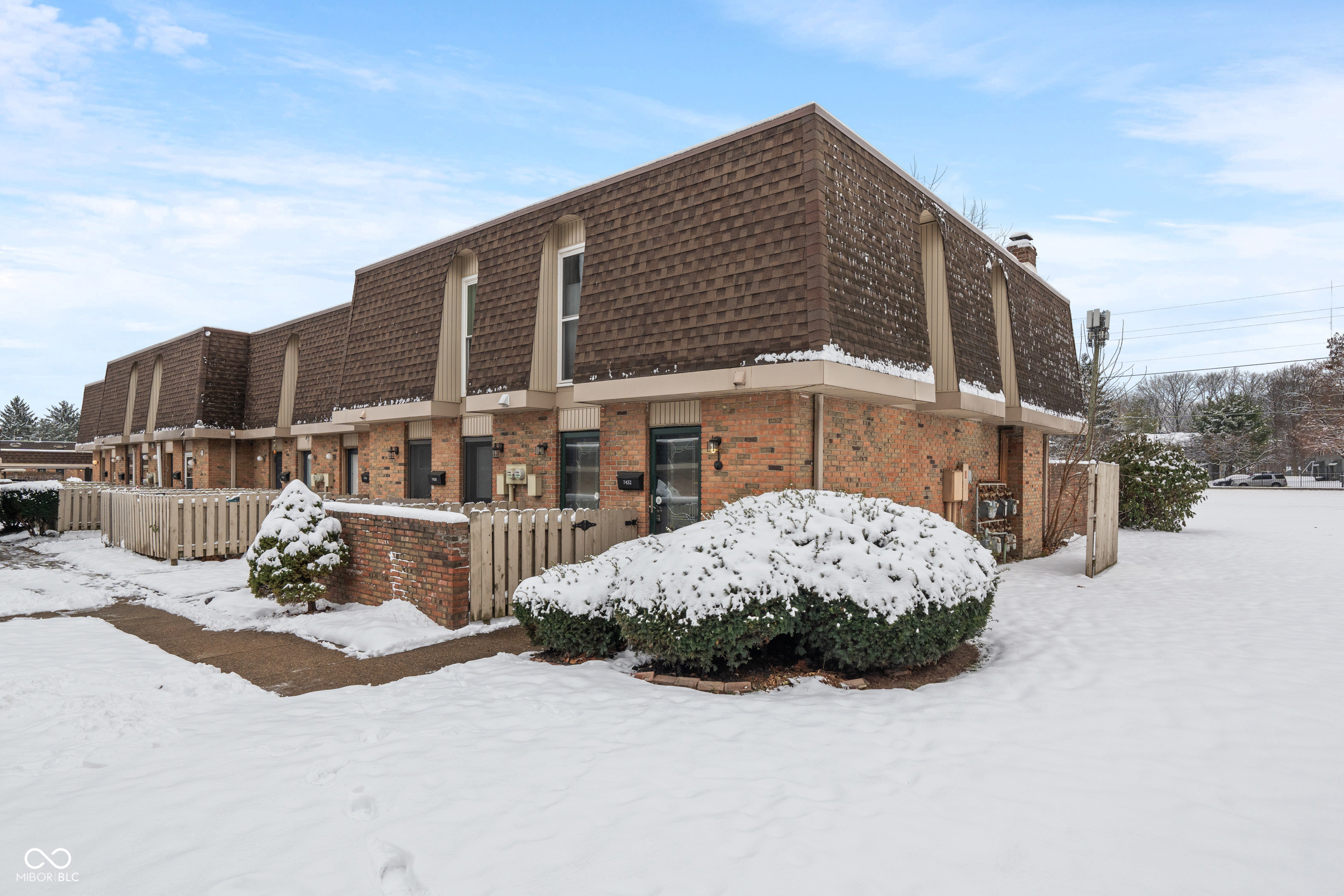 7432 Country Brook Drive Unit: 7432