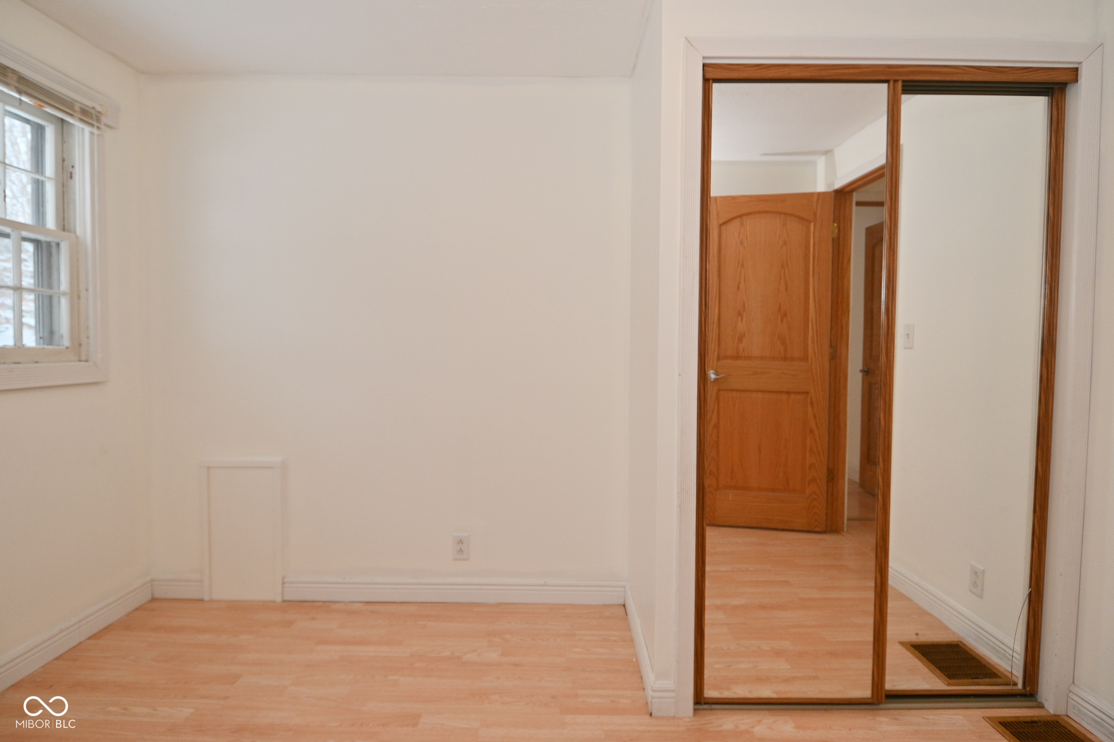 977 S Morgantown Road