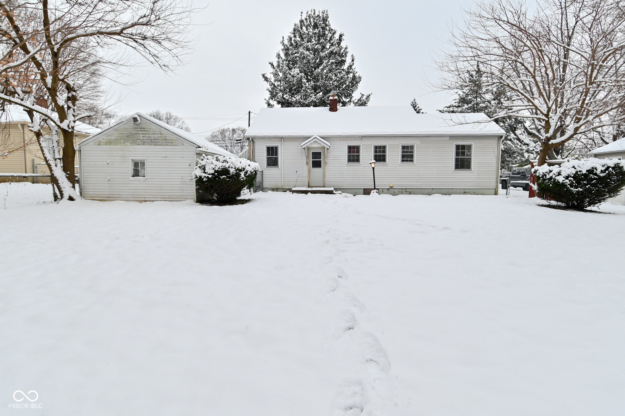 977 S Morgantown Road