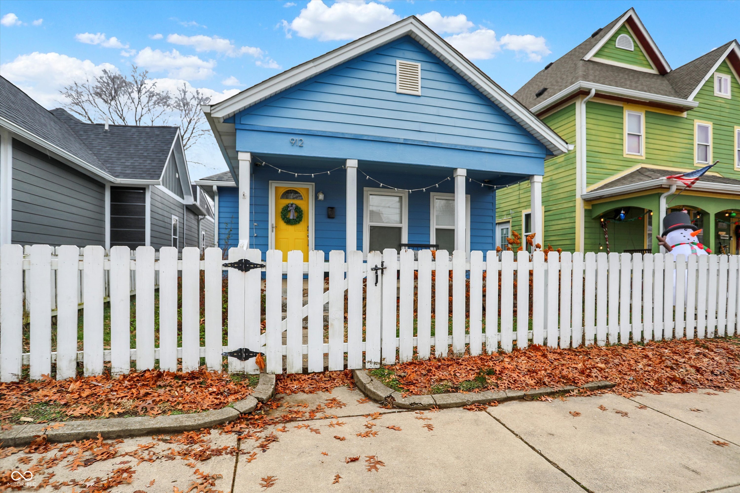 912 Harlan Street