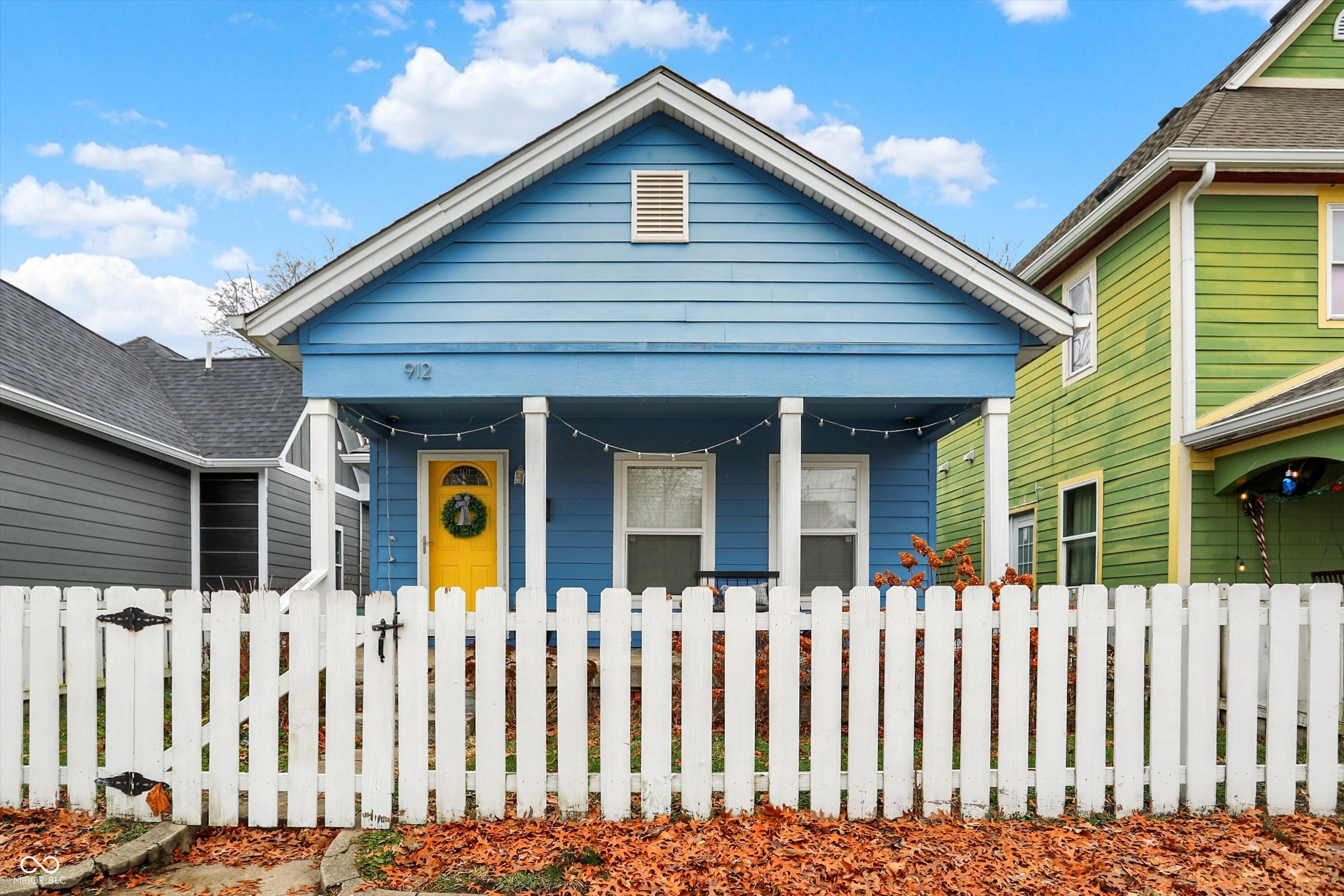 912 Harlan Street