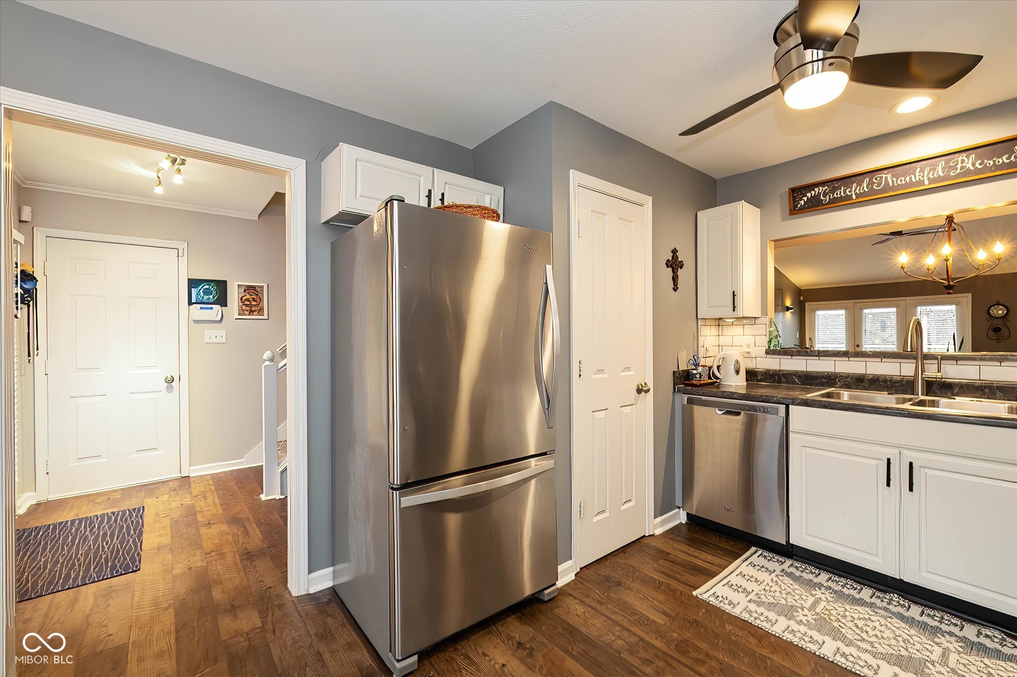 11298 Squirrel Hollow
