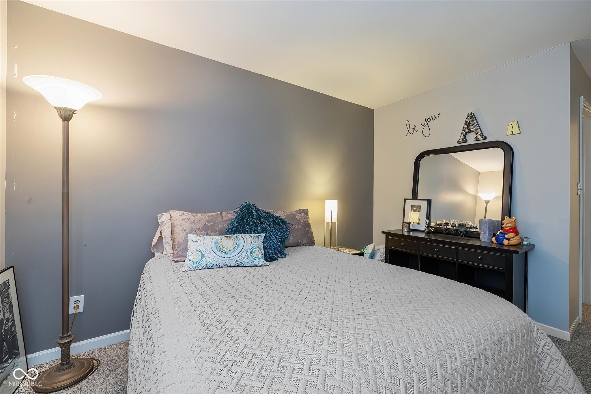 11298 Squirrel Hollow