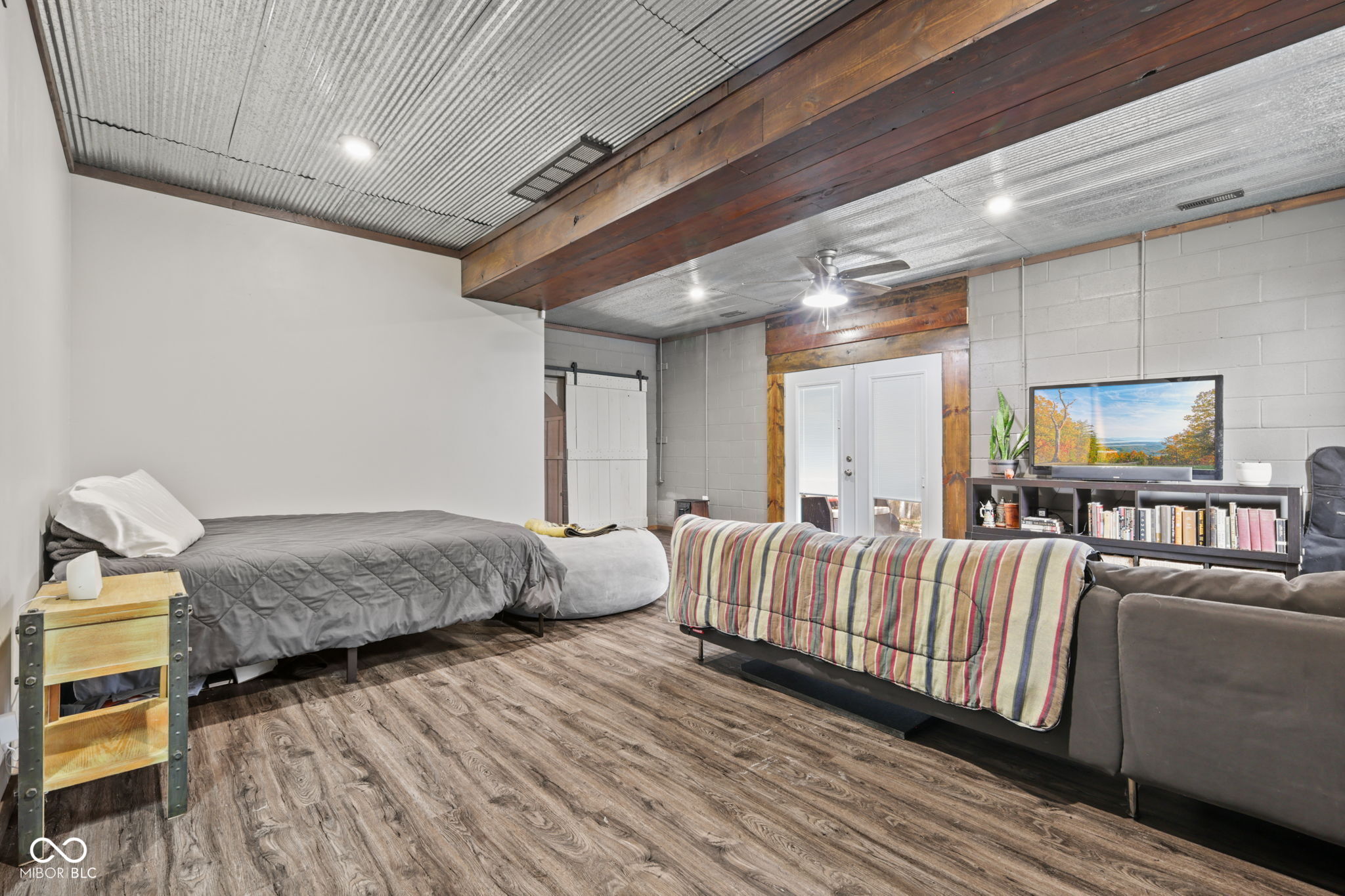 2398 Country Club Road