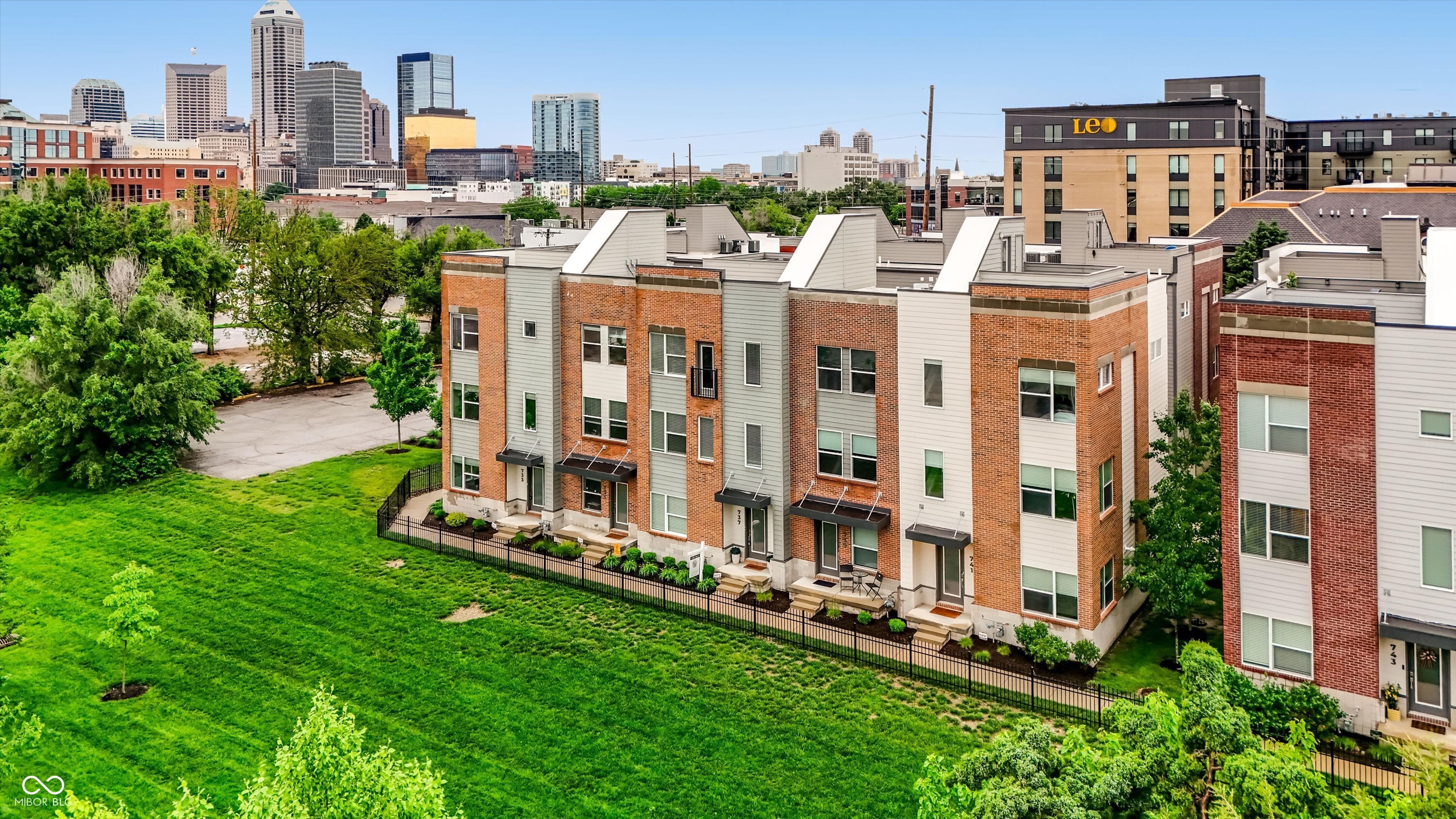 737 Switchyard Place