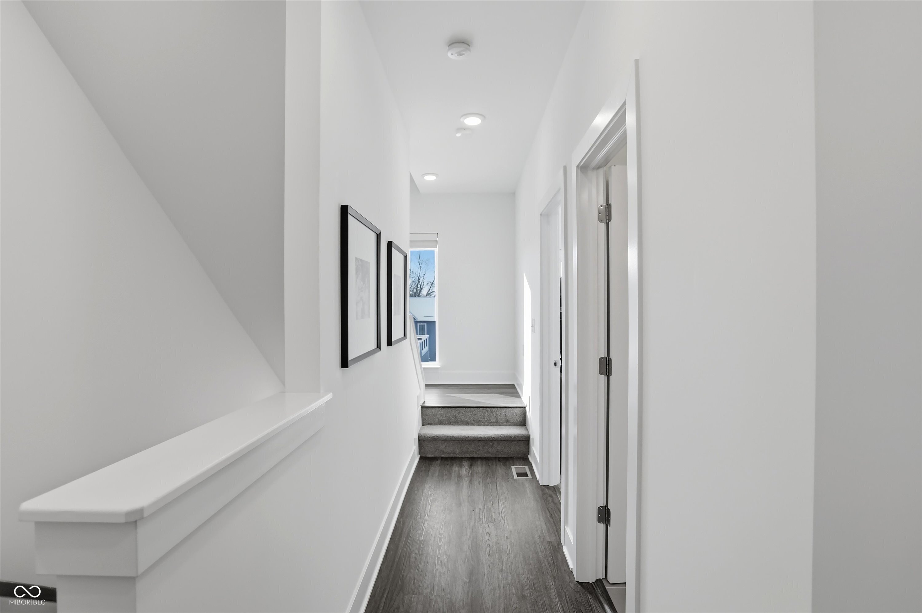 737 Switchyard Place