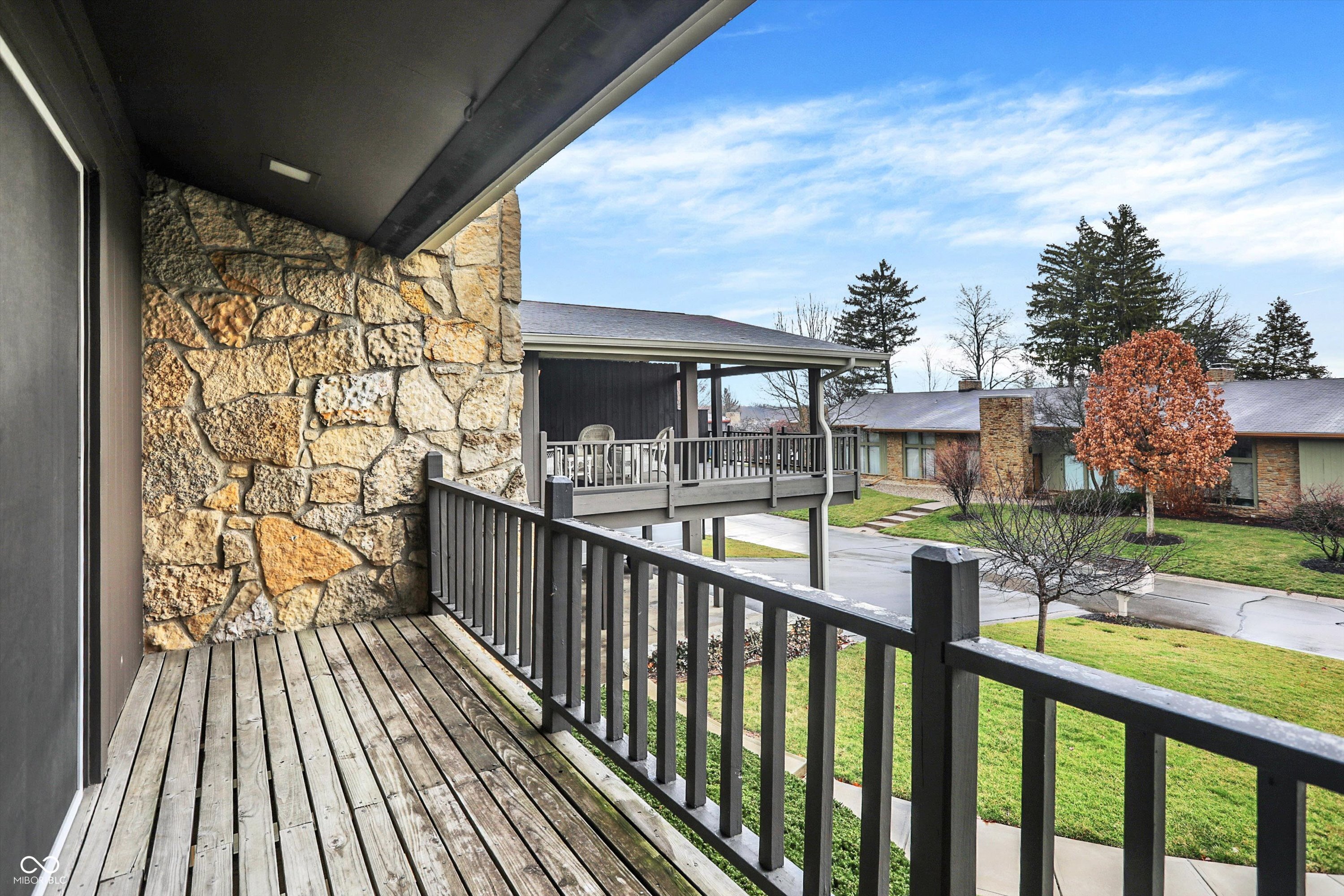 5212 Nob Lane