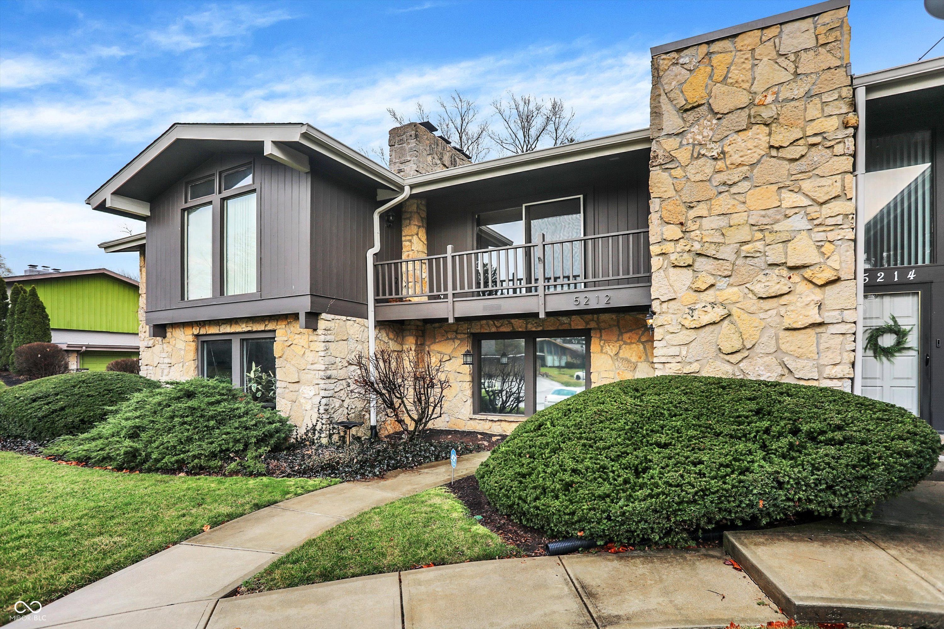 5212 Nob Lane