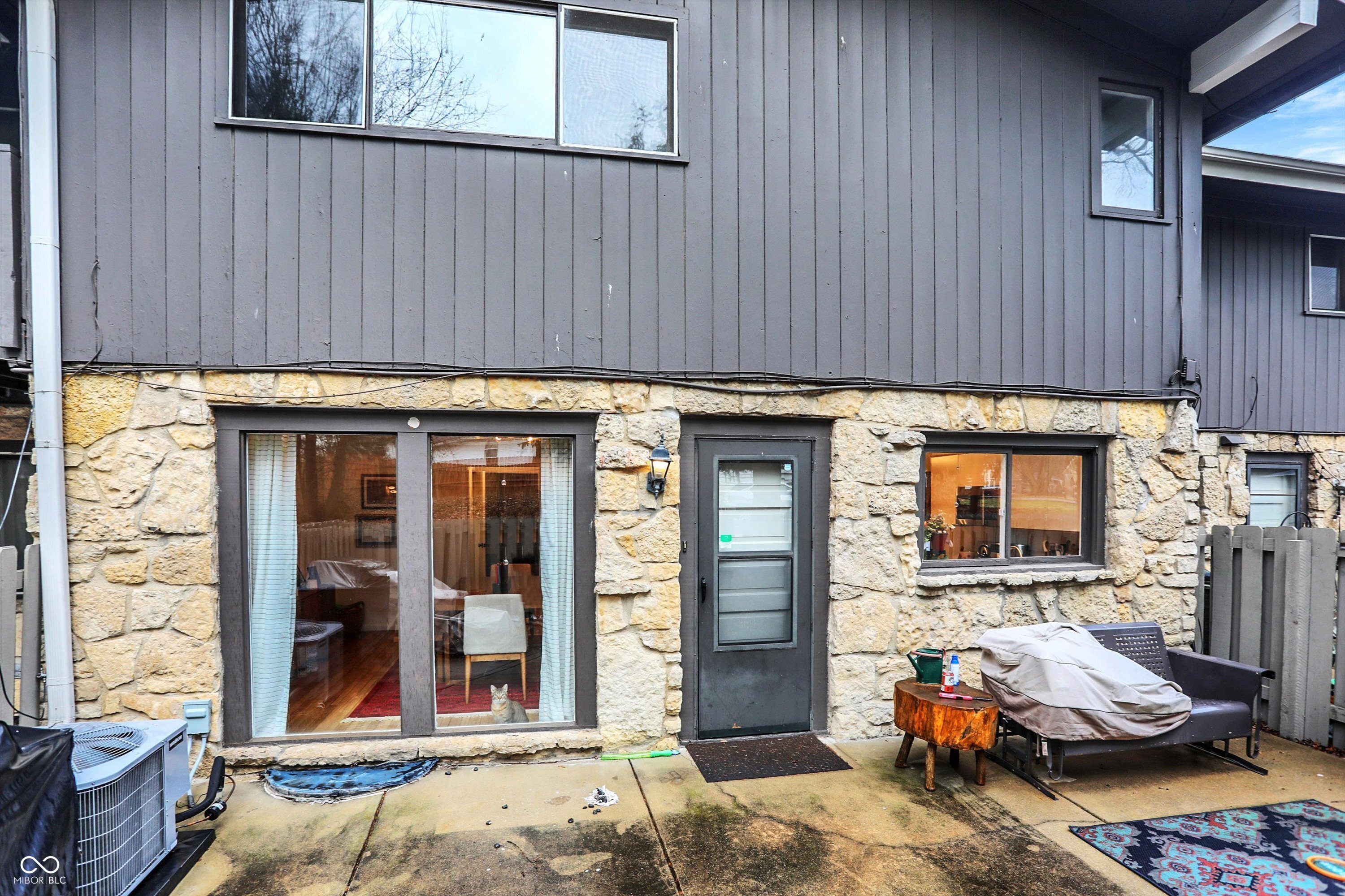 5212 Nob Lane