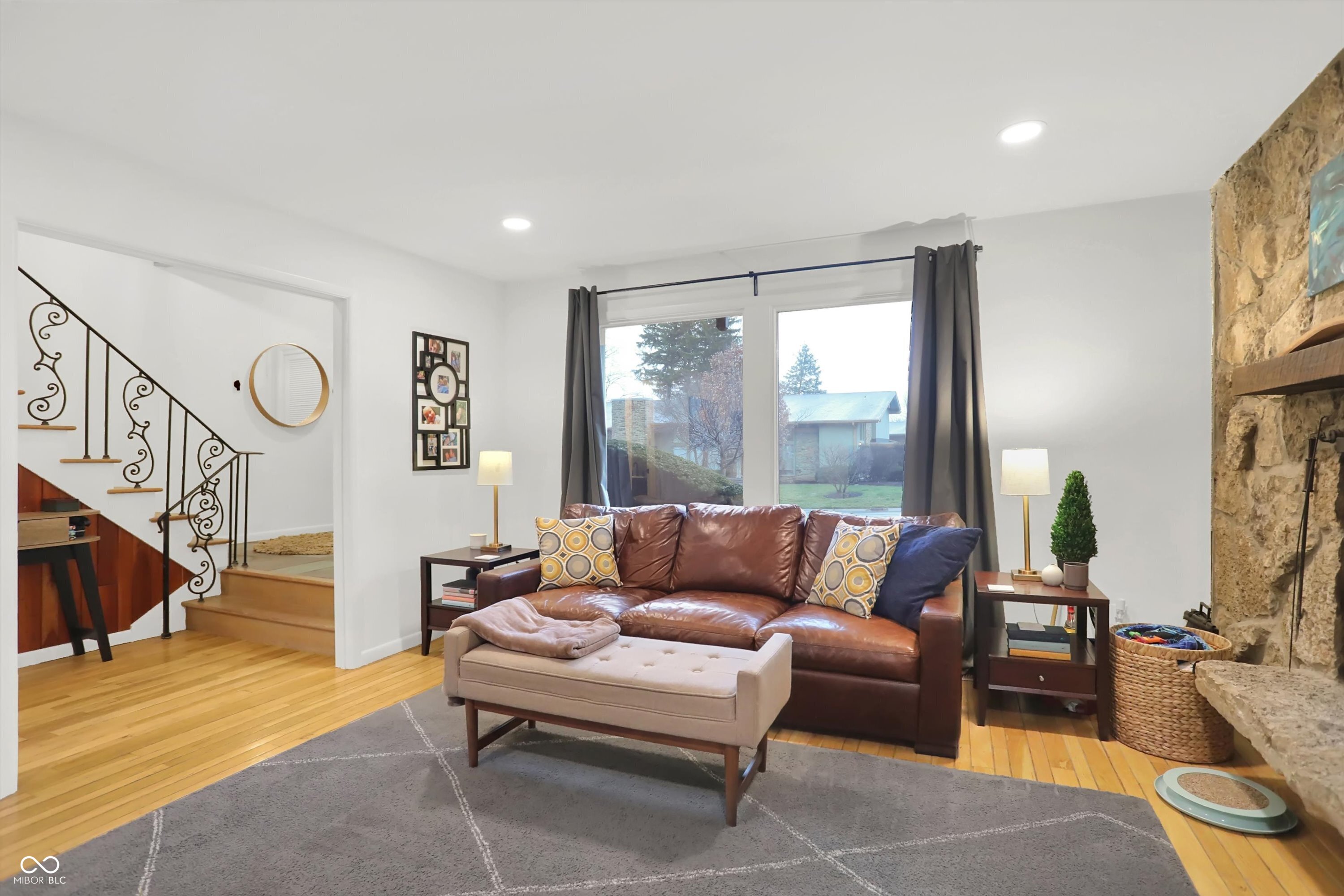 5212 Nob Lane