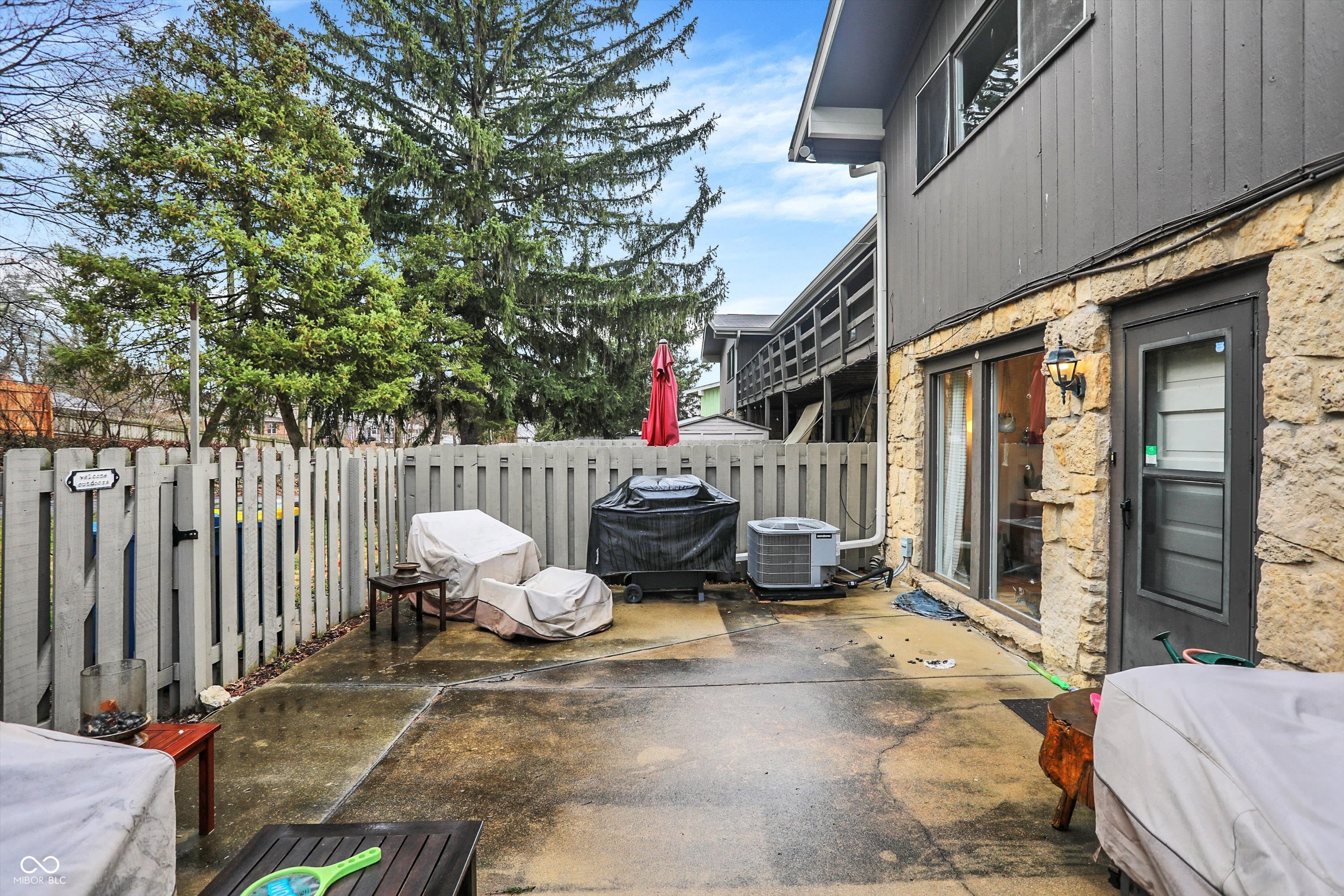 5212 Nob Lane