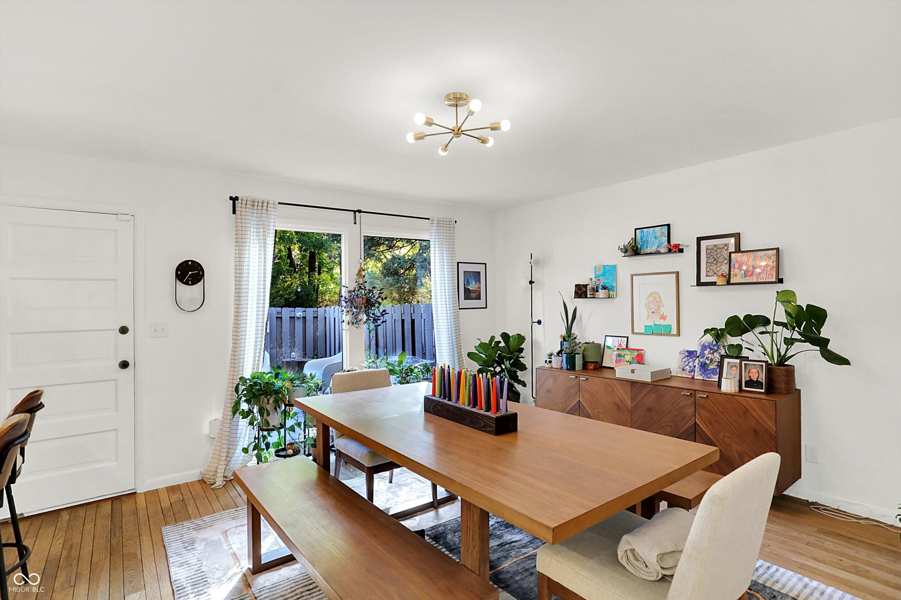 5212 Nob Lane