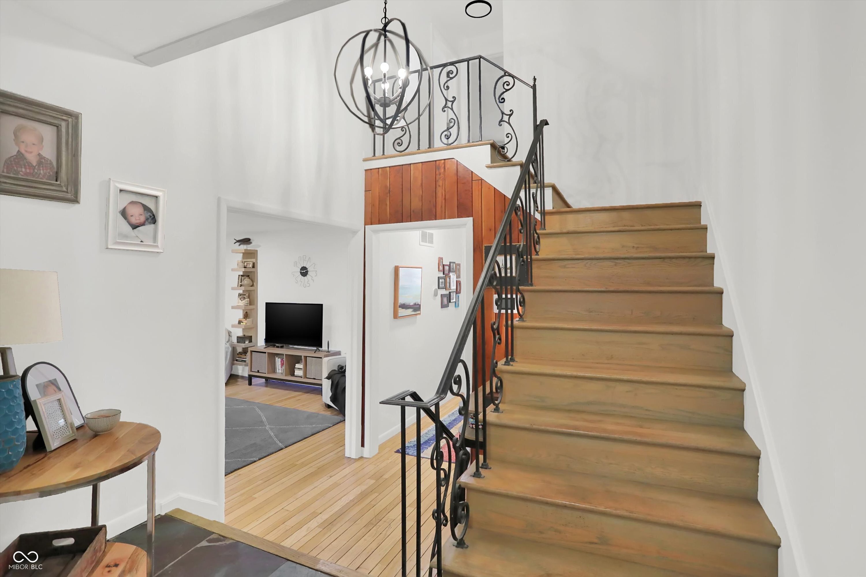 5212 Nob Lane