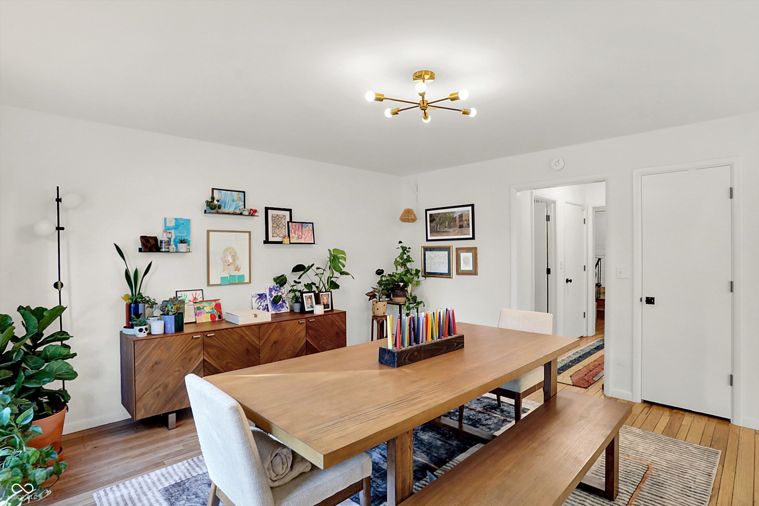 5212 Nob Lane