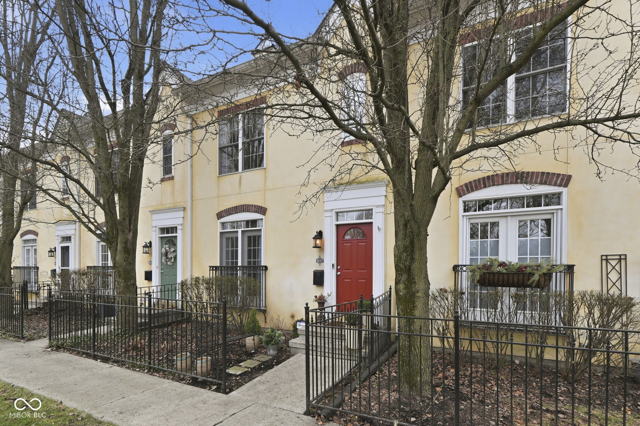 937 E 67th Street