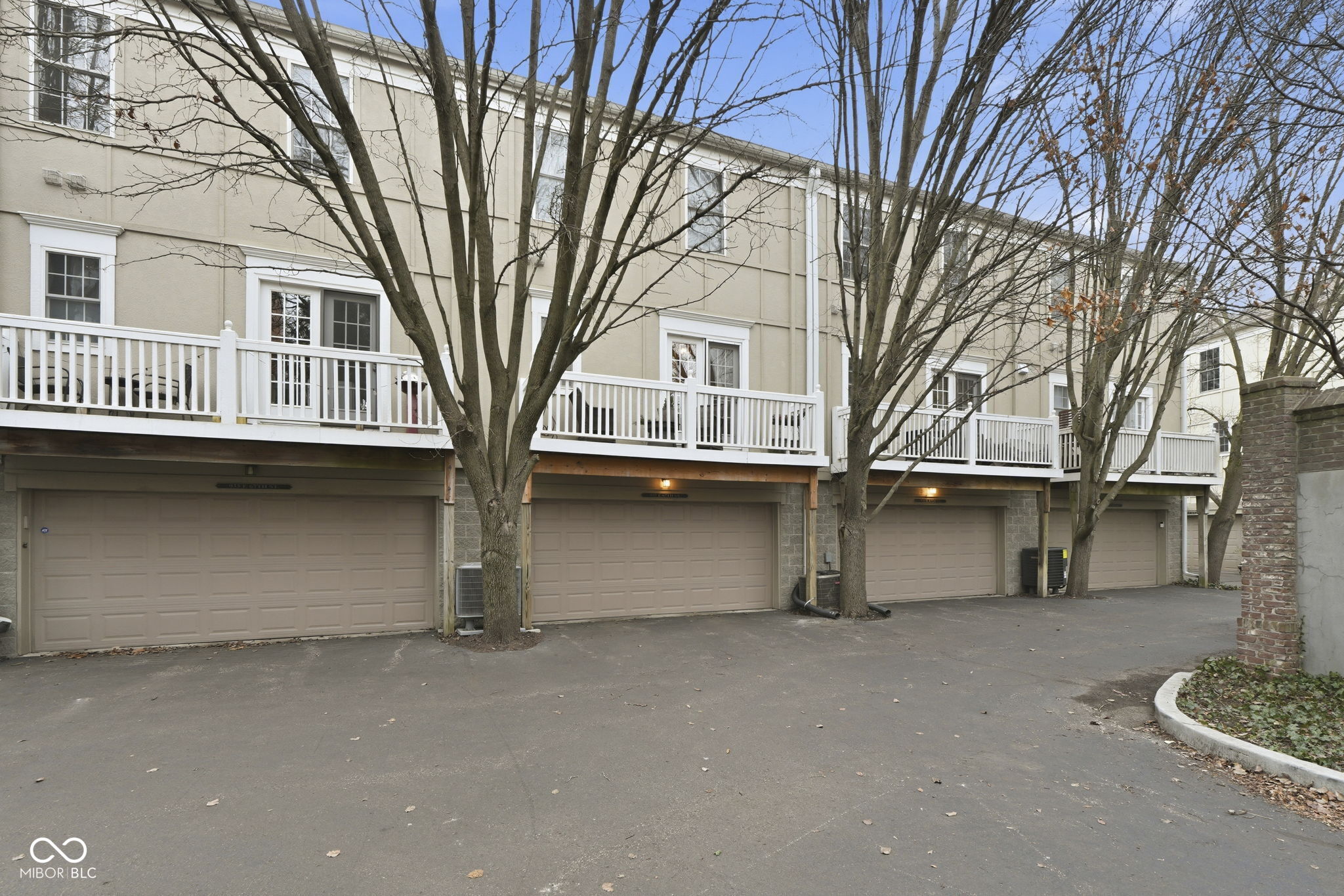 937 E 67th Street