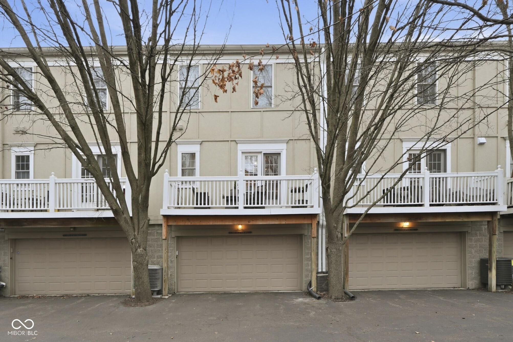 937 E 67th Street