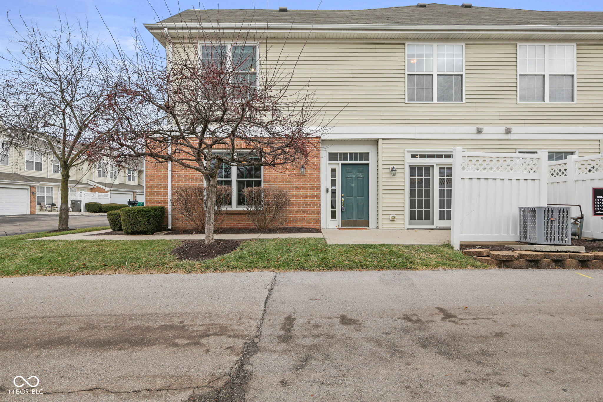 2358 Colfax Lane