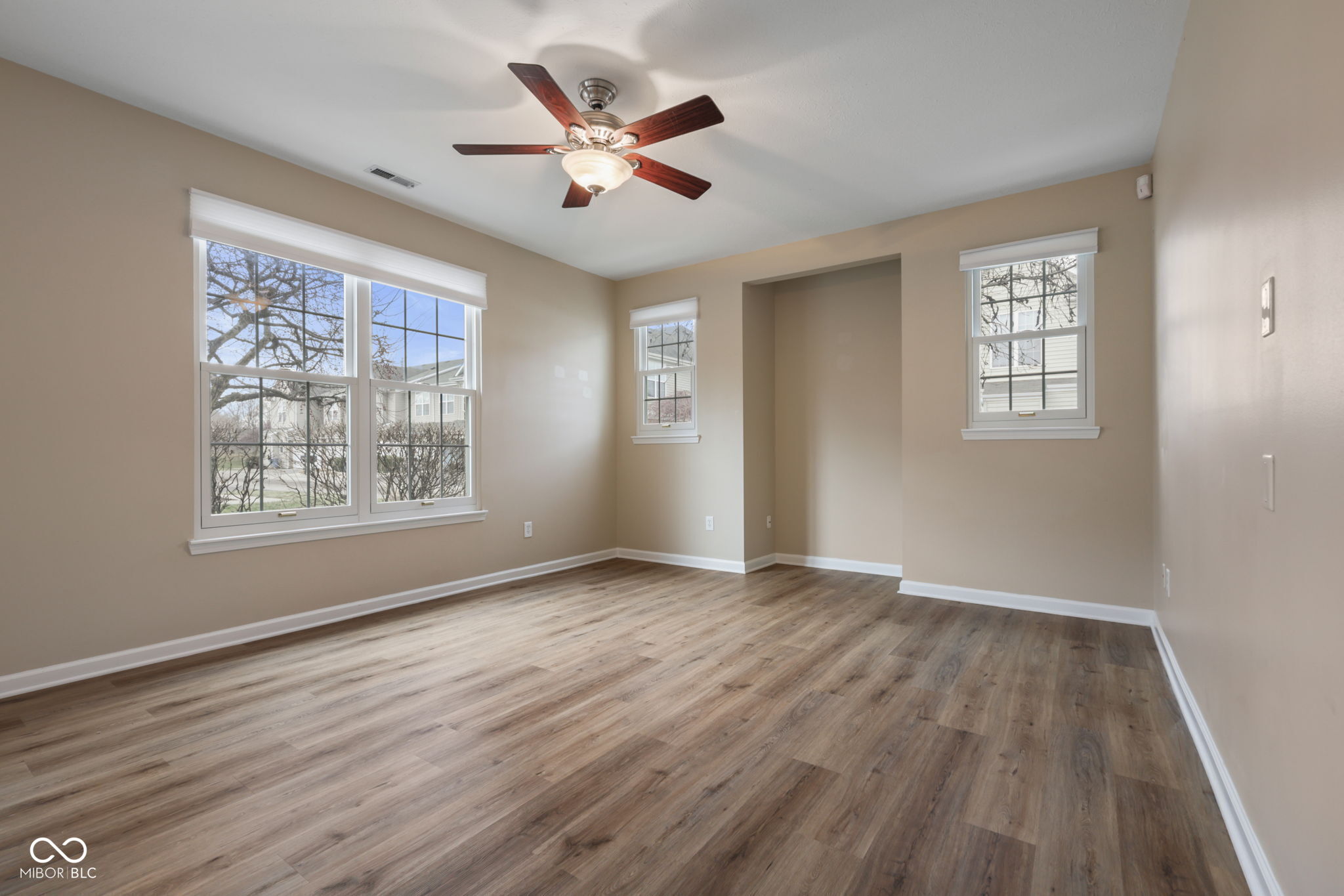 2358 Colfax Lane