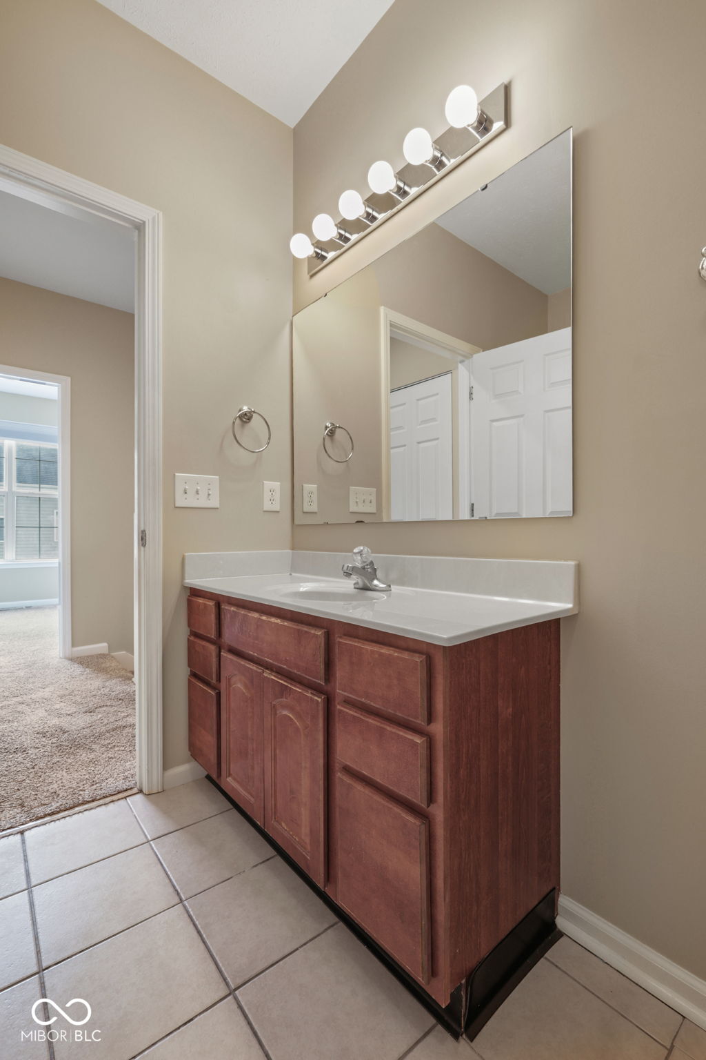 2358 Colfax Lane