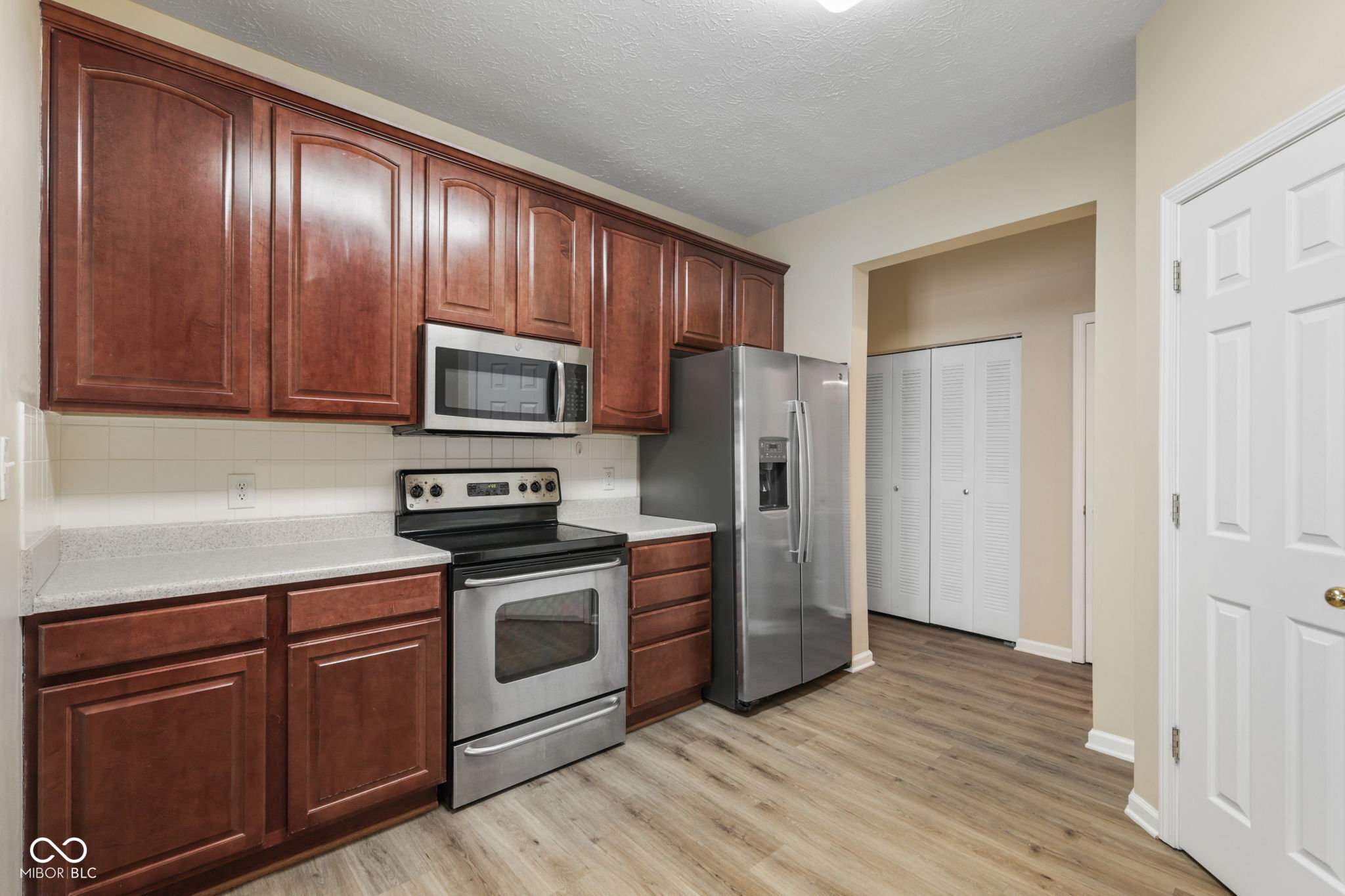 2358 Colfax Lane