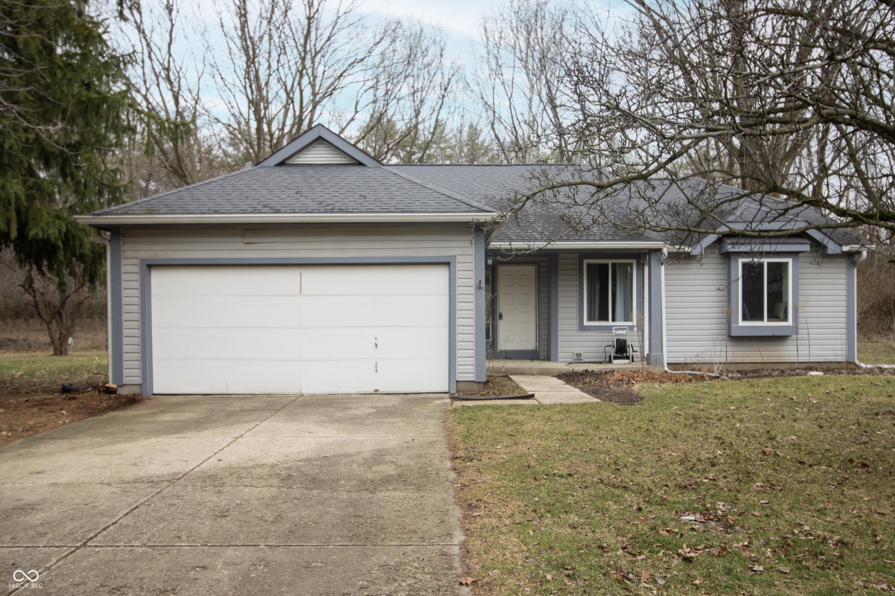 11289 Woodcreek Drive