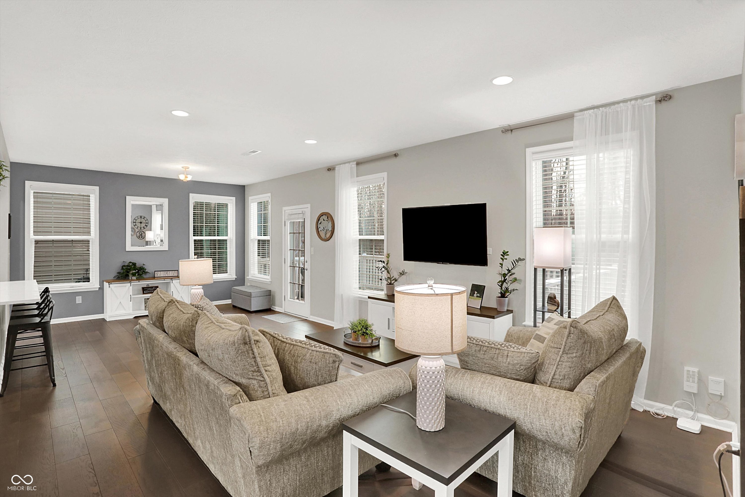 12232 Wolverton Way