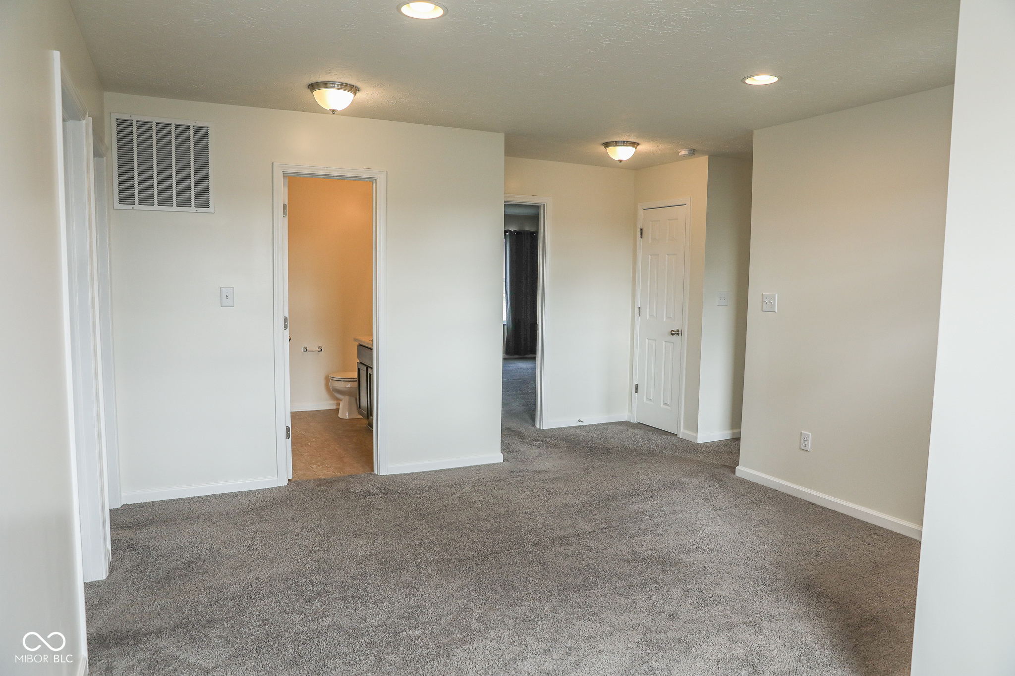 6622 Aster Drive