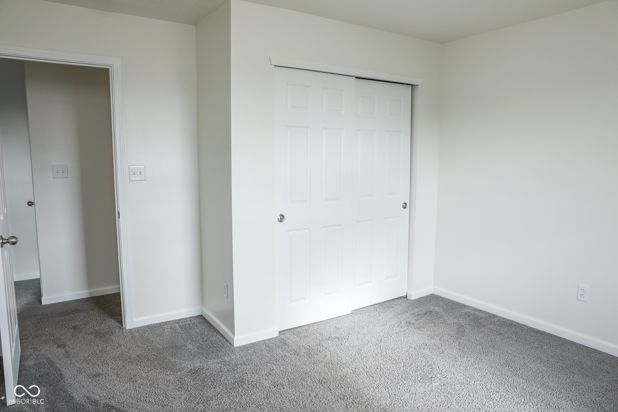 6622 Aster Drive