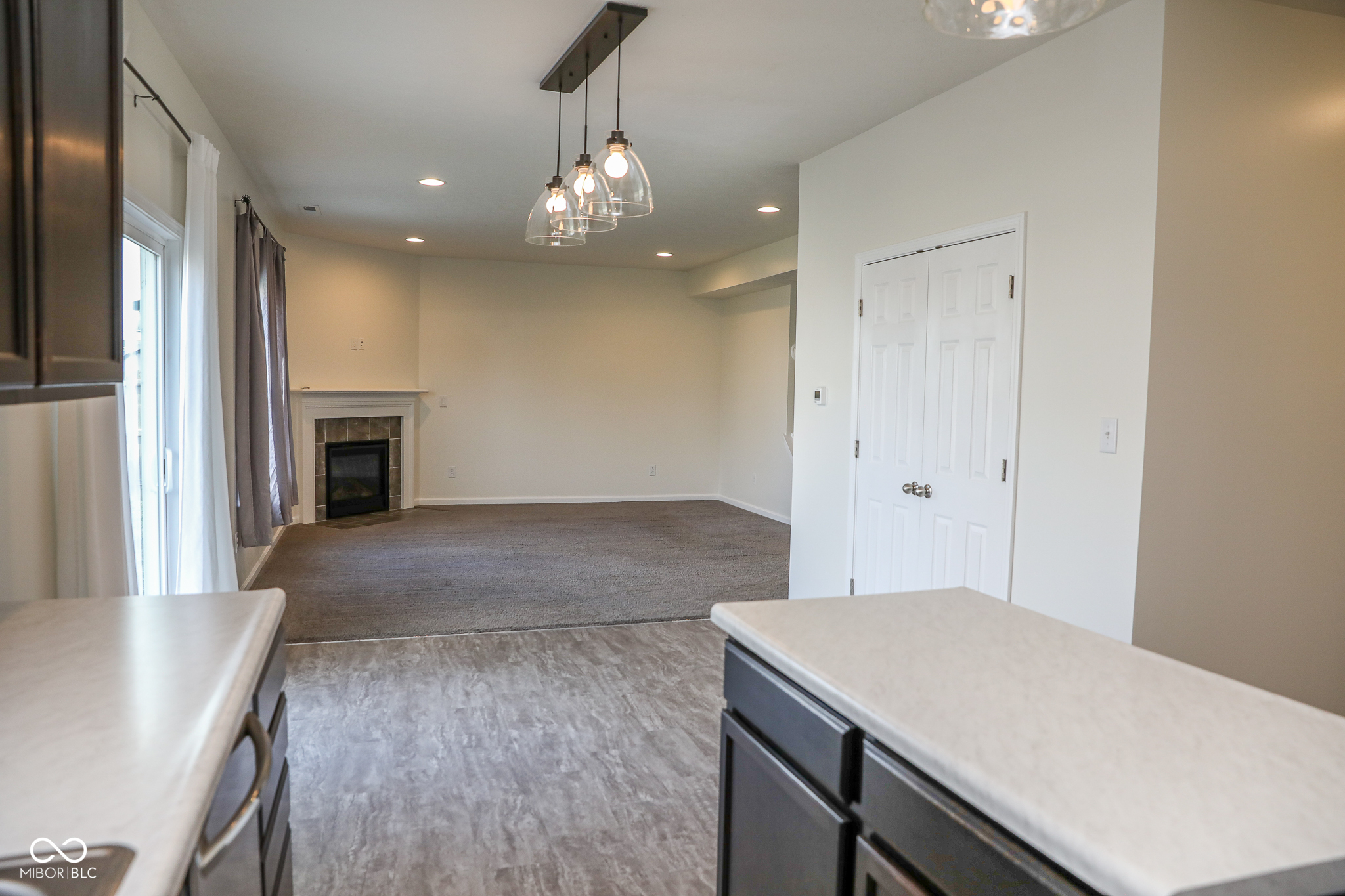 6622 Aster Drive