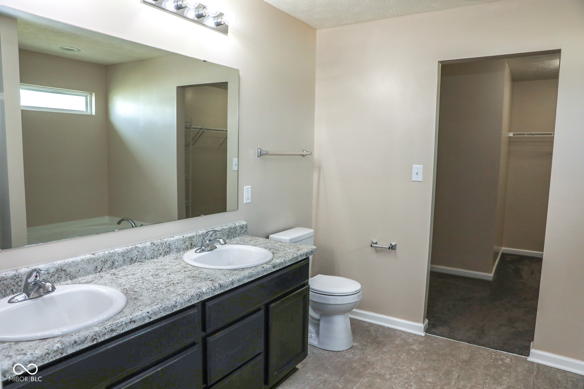 6622 Aster Drive