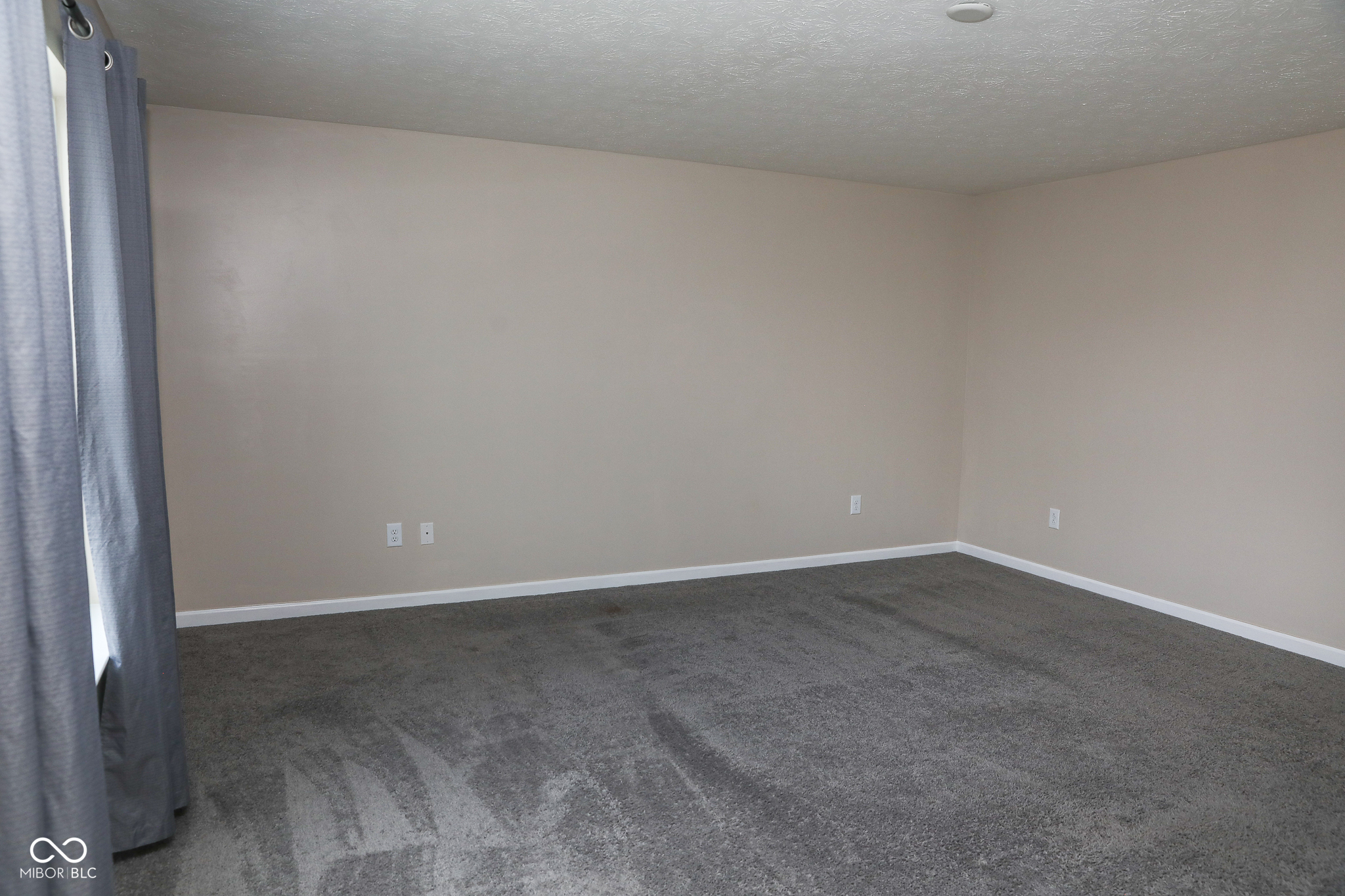 6622 Aster Drive