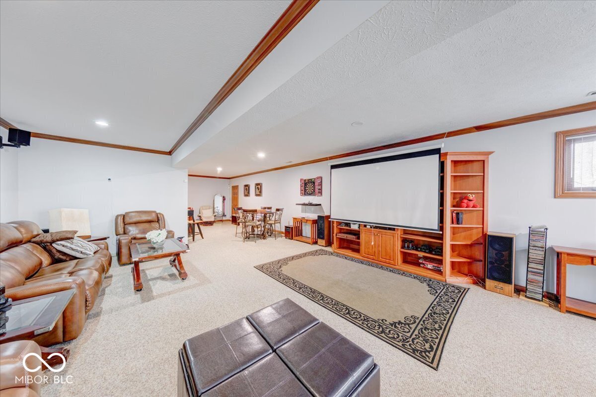 7250 Royal Oakland Drive