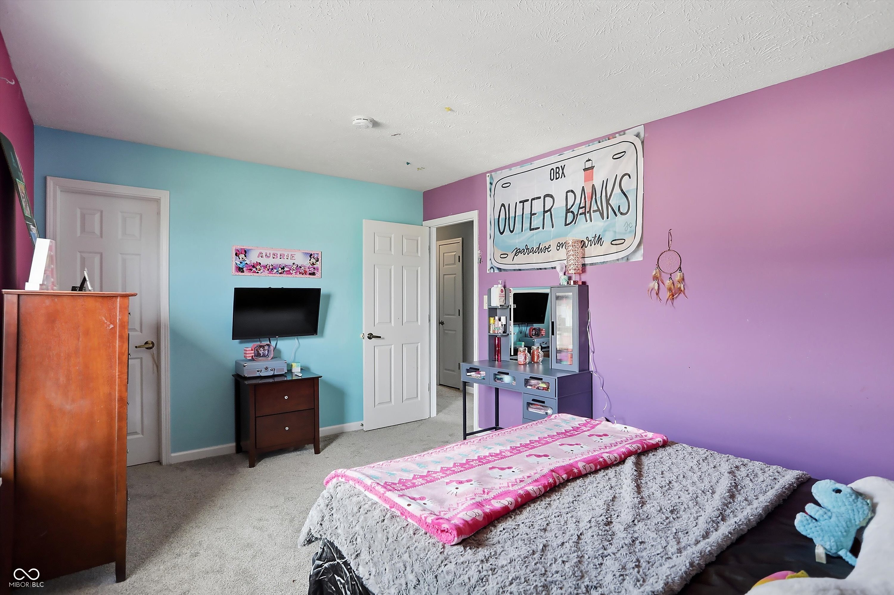 5218 W Hidden Ridge Court
