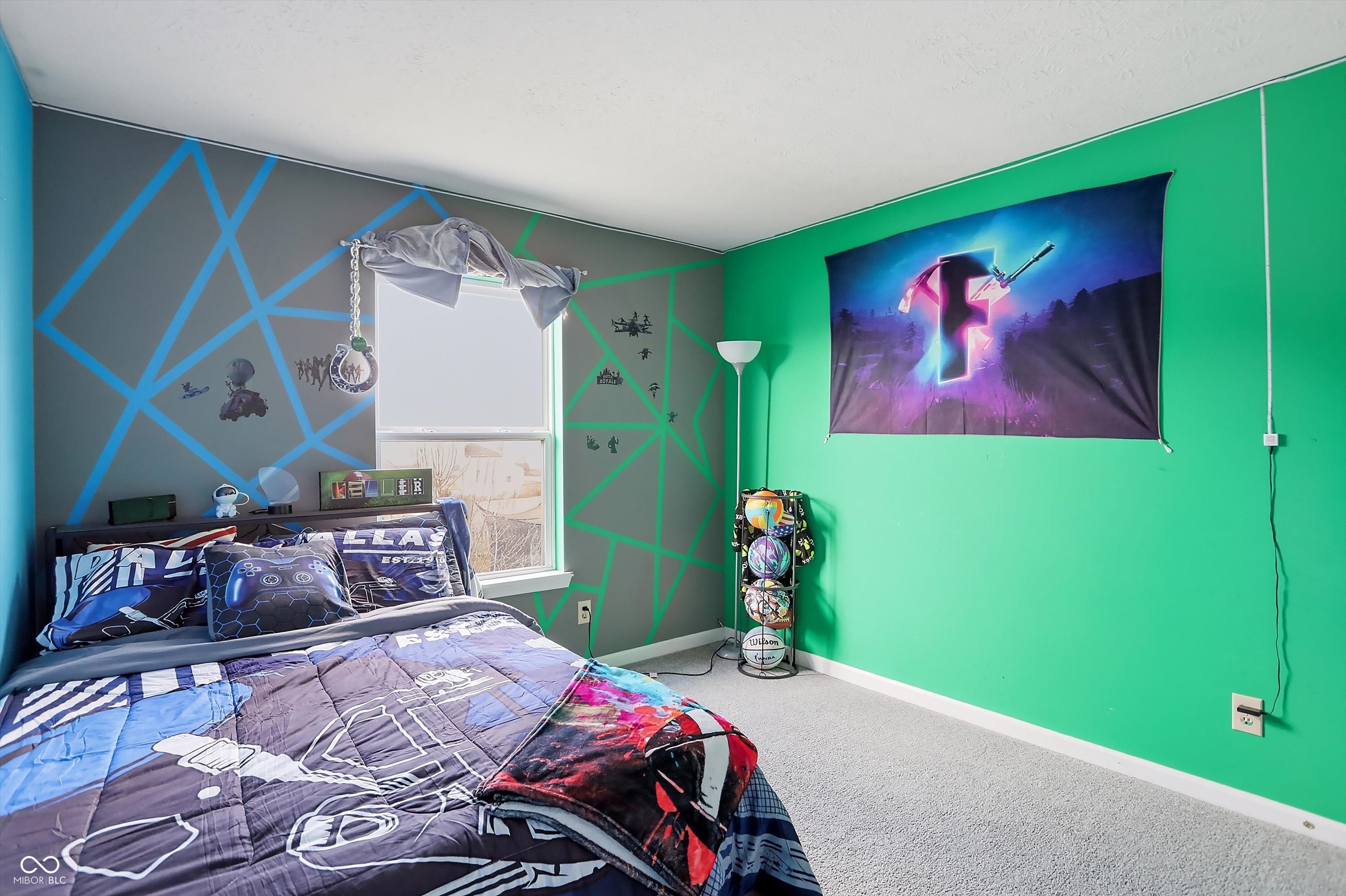 5218 W Hidden Ridge Court