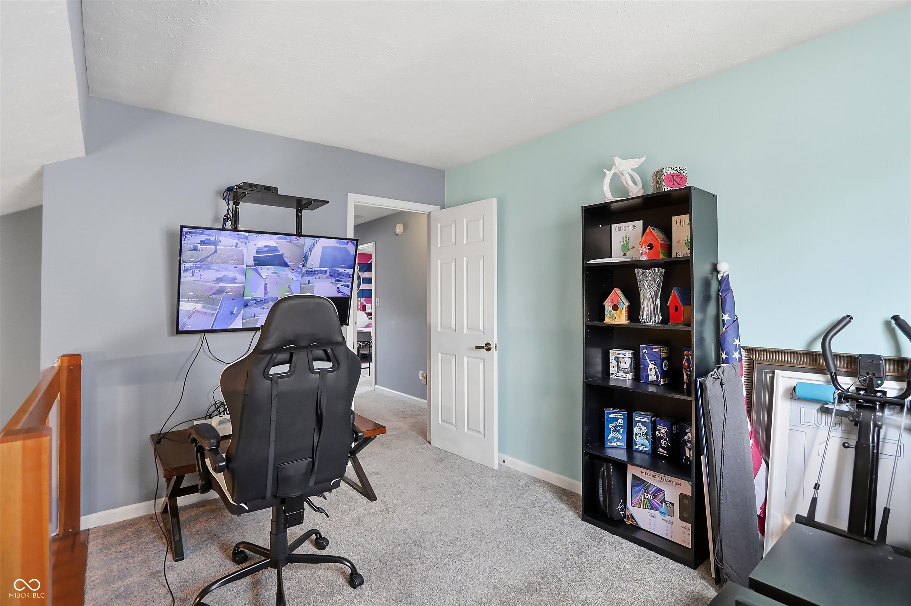 5218 W Hidden Ridge Court