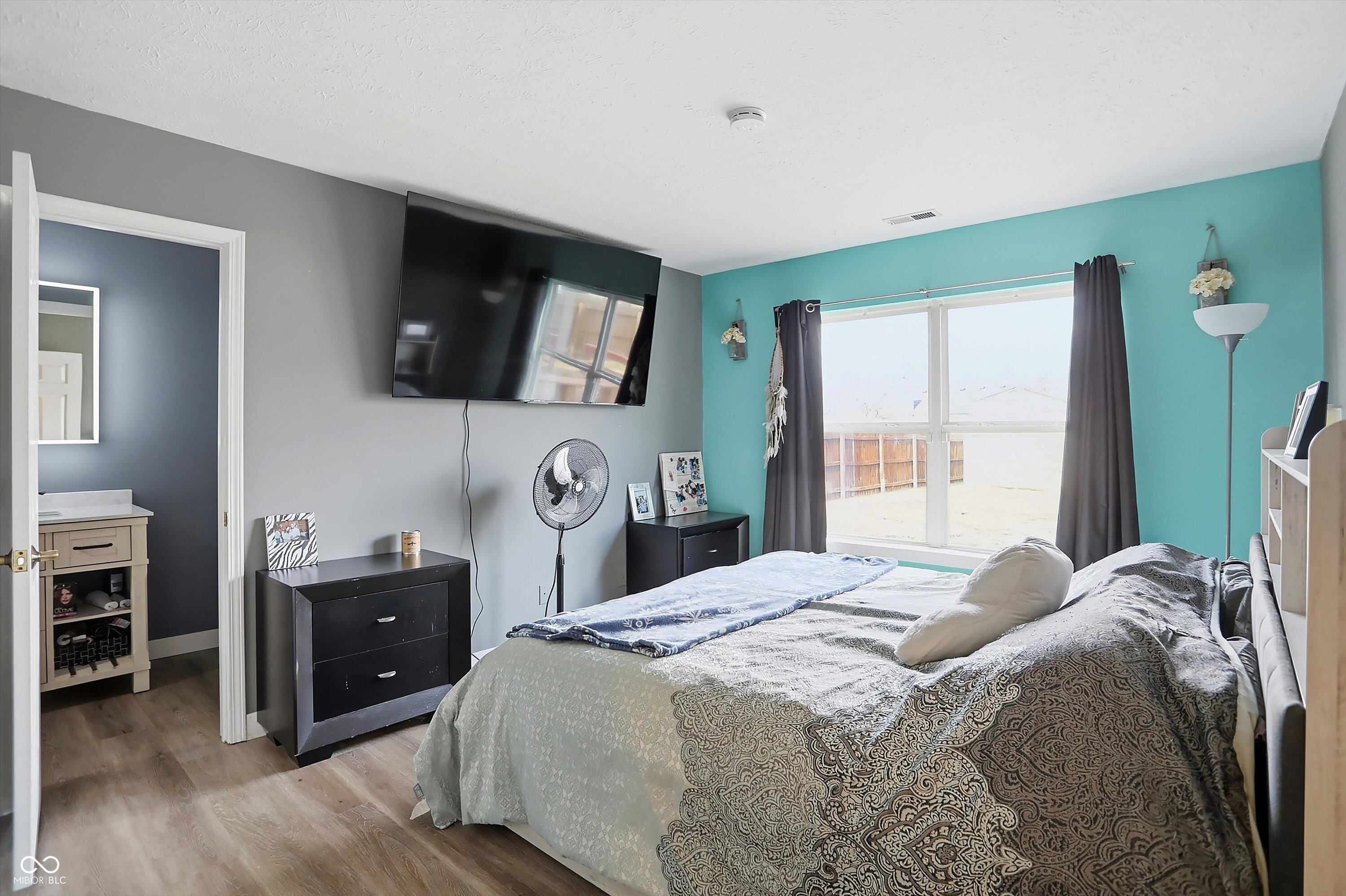 5218 W Hidden Ridge Court