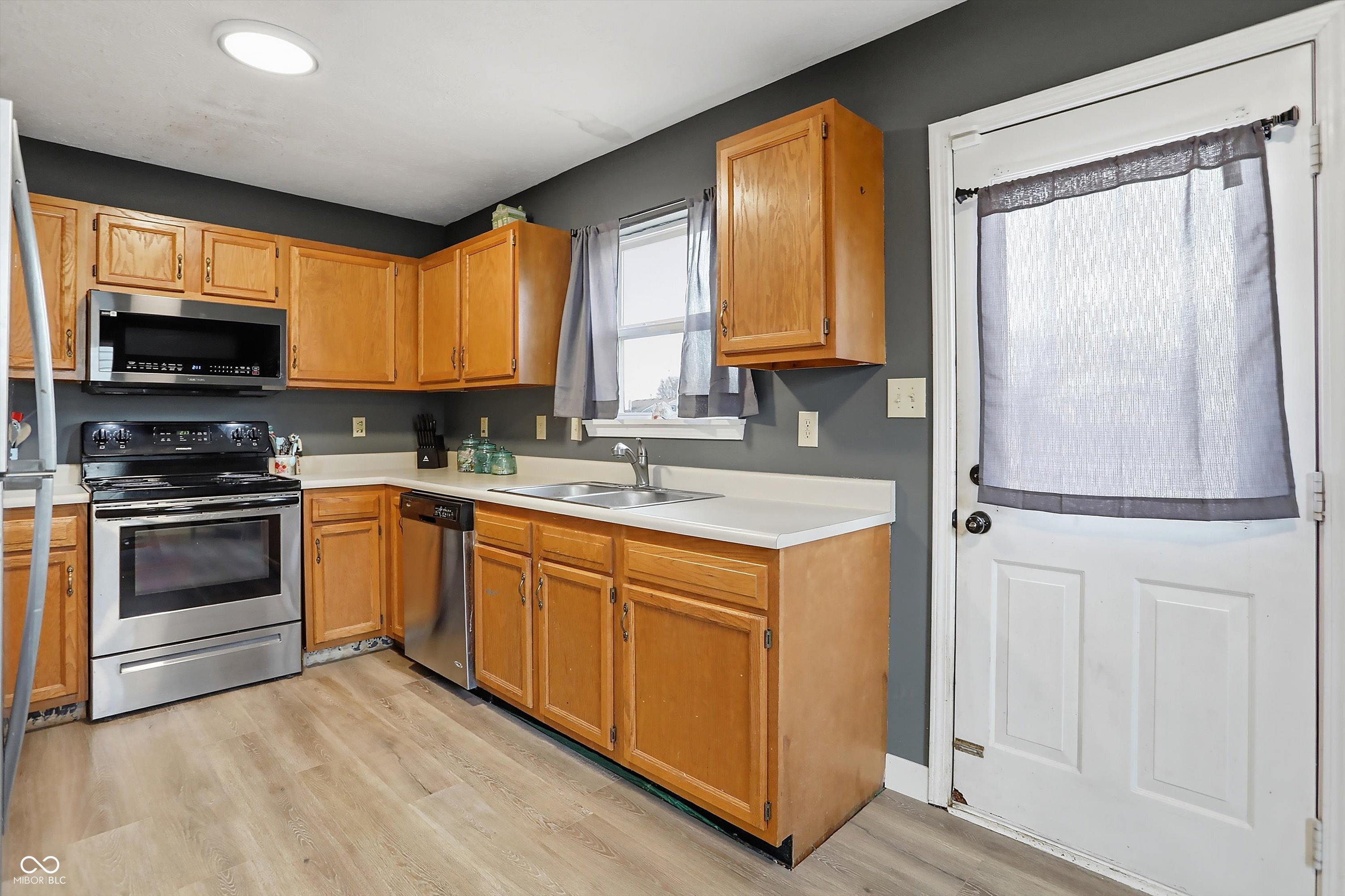 5218 W Hidden Ridge Court