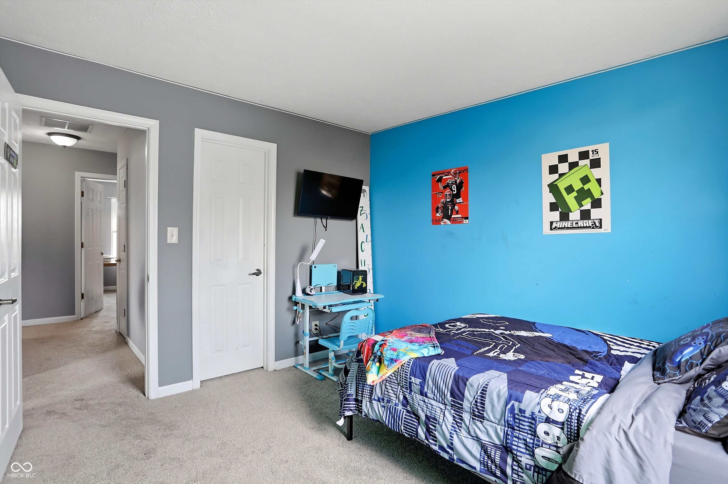 5218 W Hidden Ridge Court