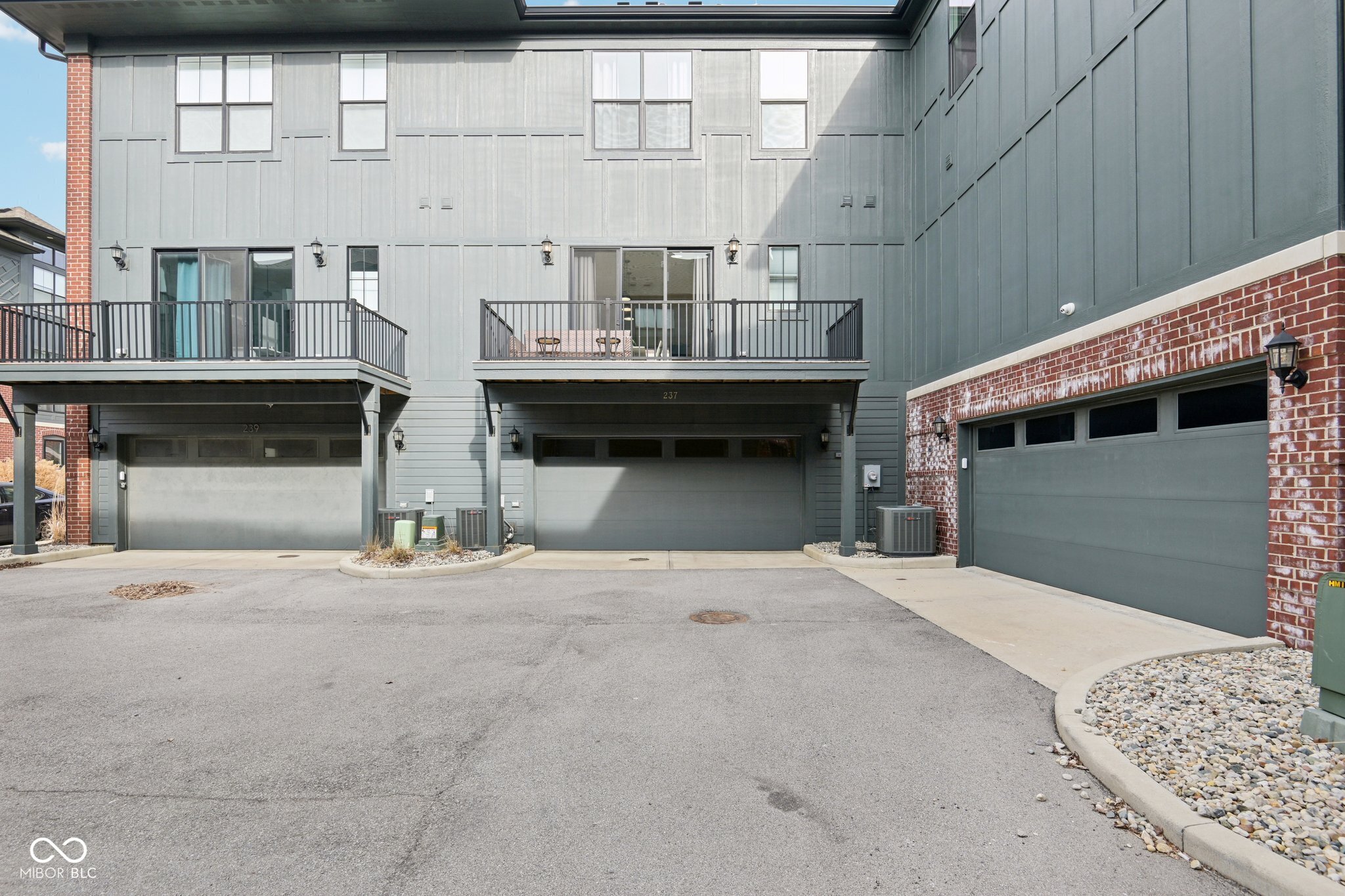 237 Poplar Street