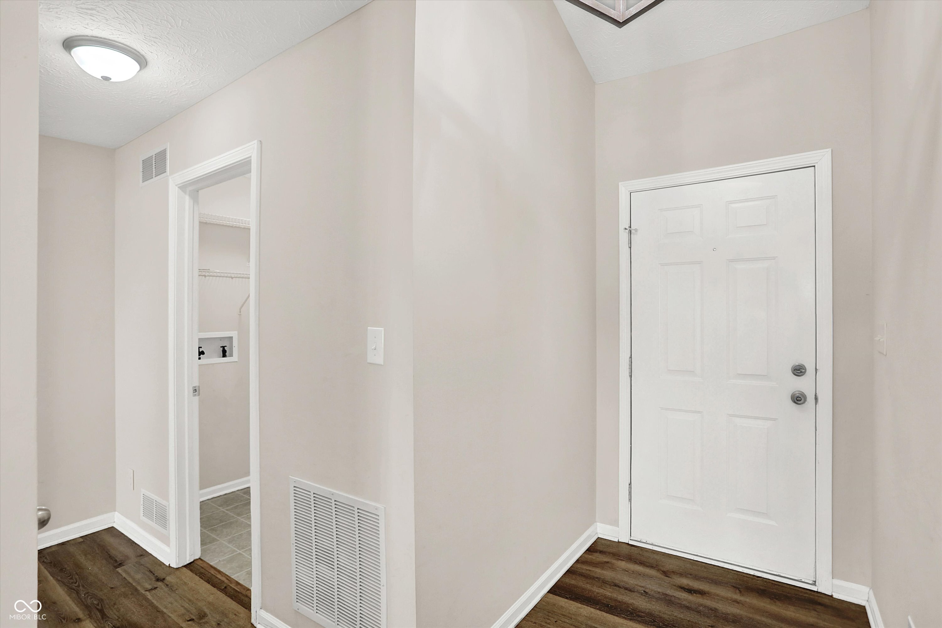 6726 Colleens Way