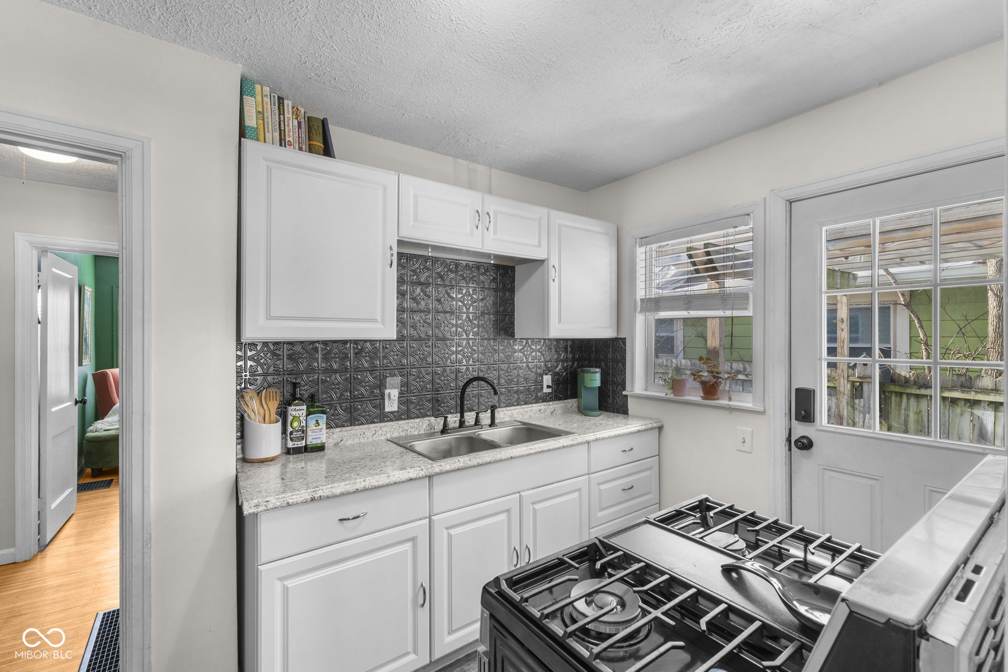 1507 E 52nd Street