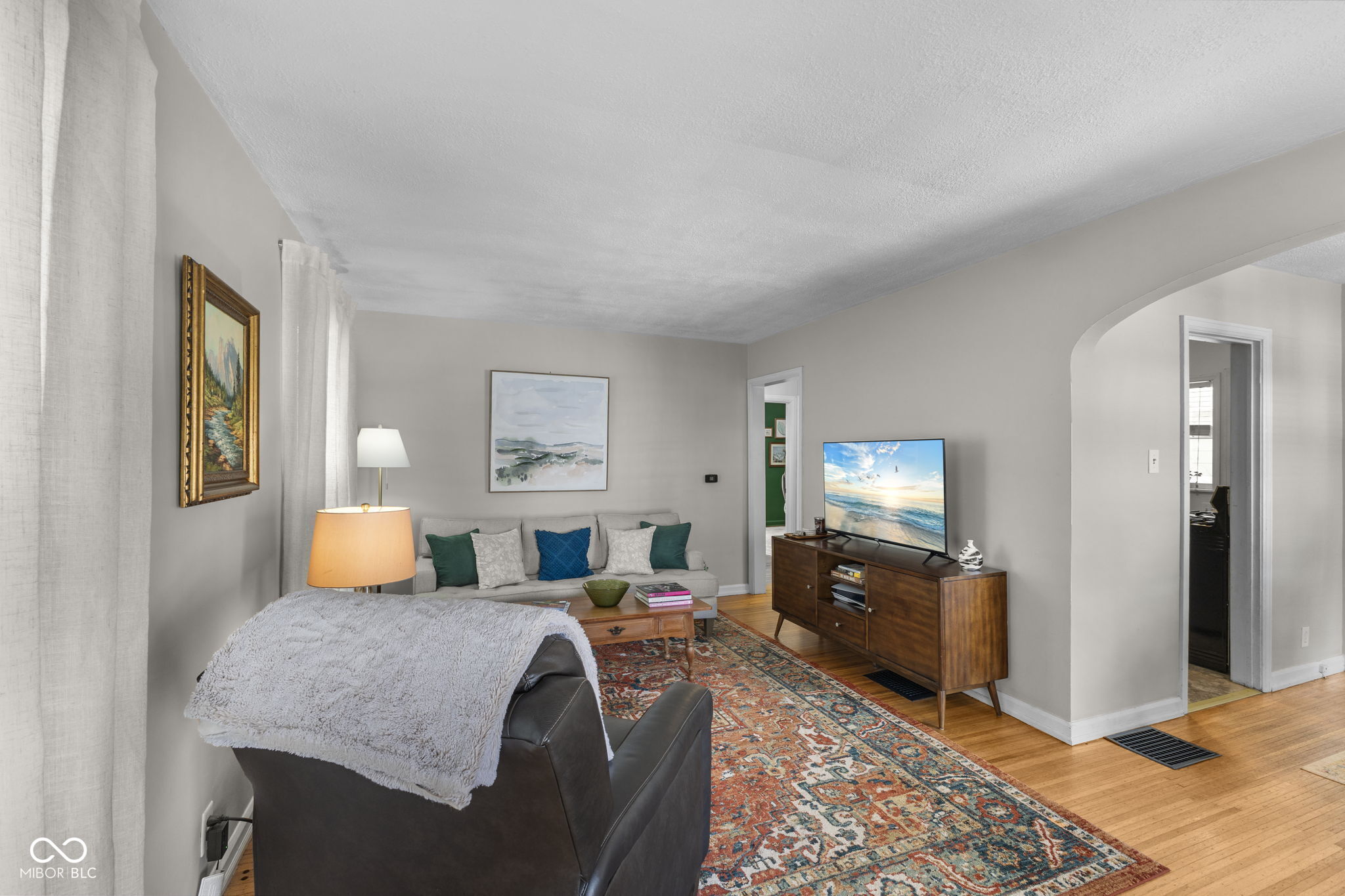 1507 E 52nd Street