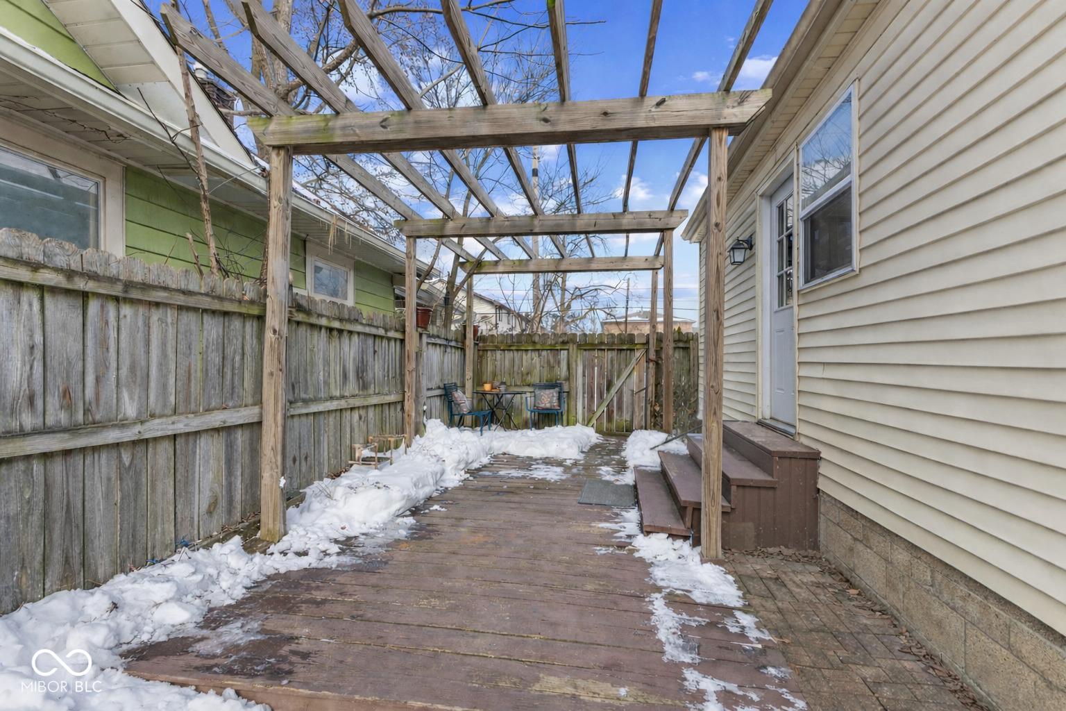 1507 E 52nd Street