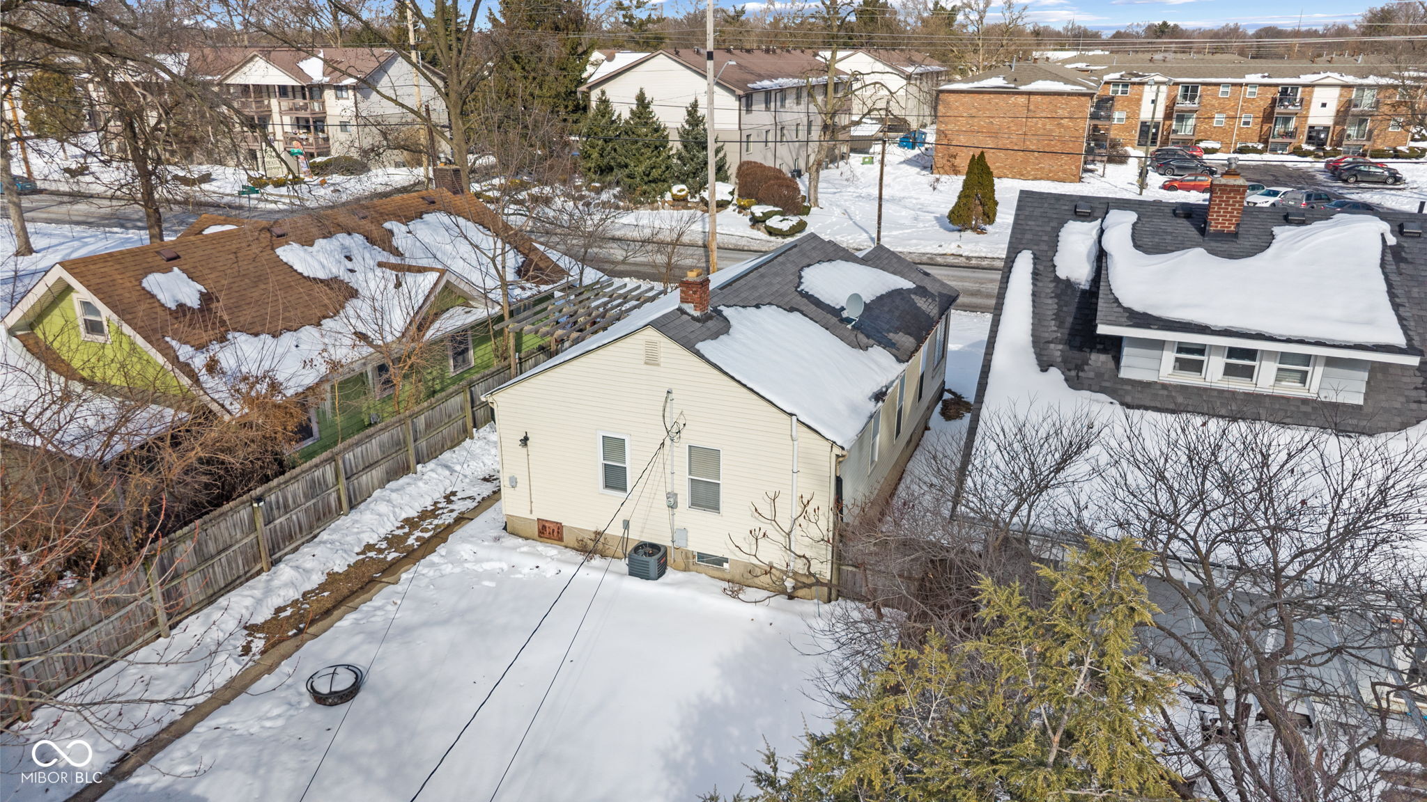 1507 E 52nd Street