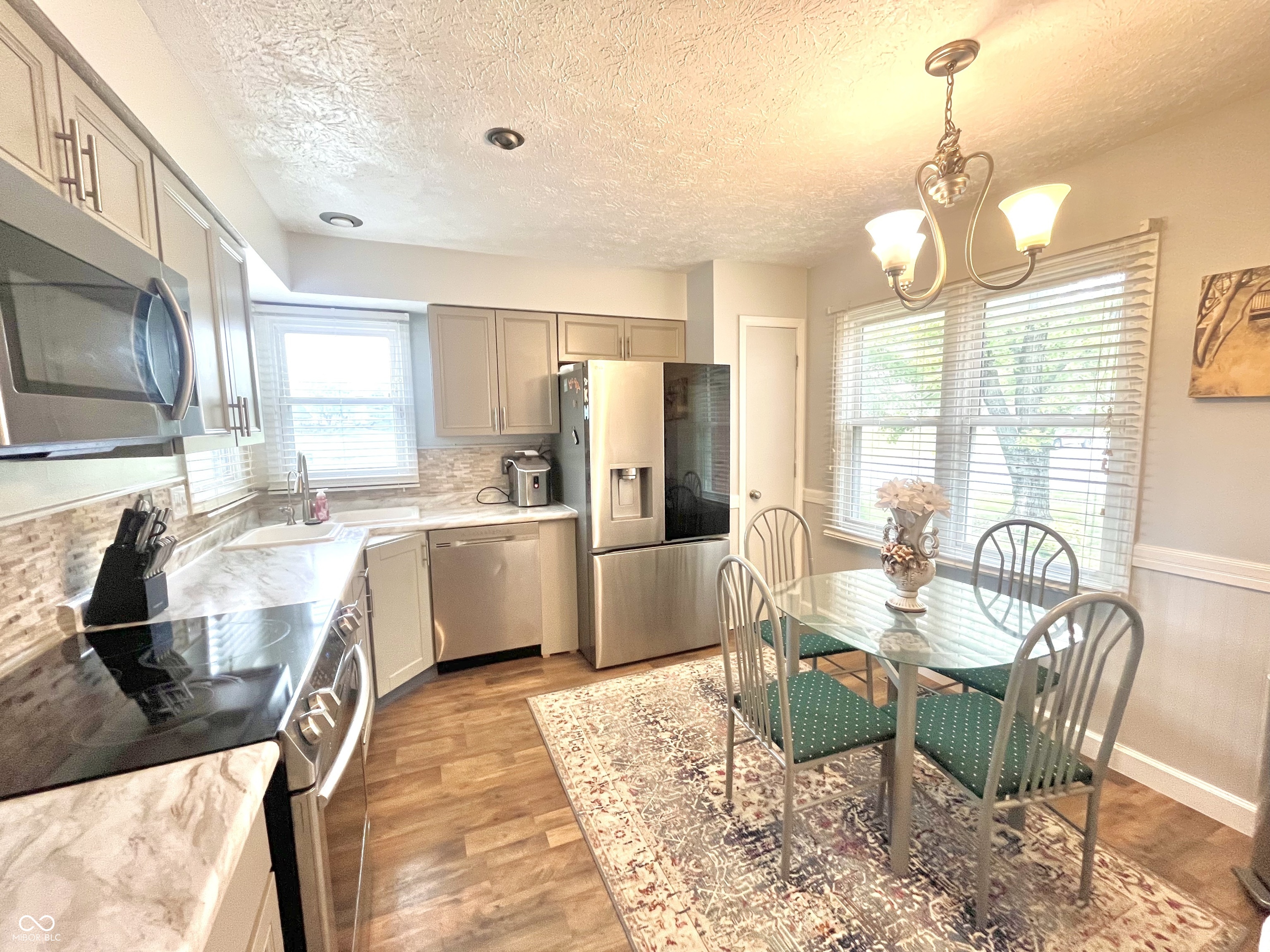 10115 Park Ridge Drive