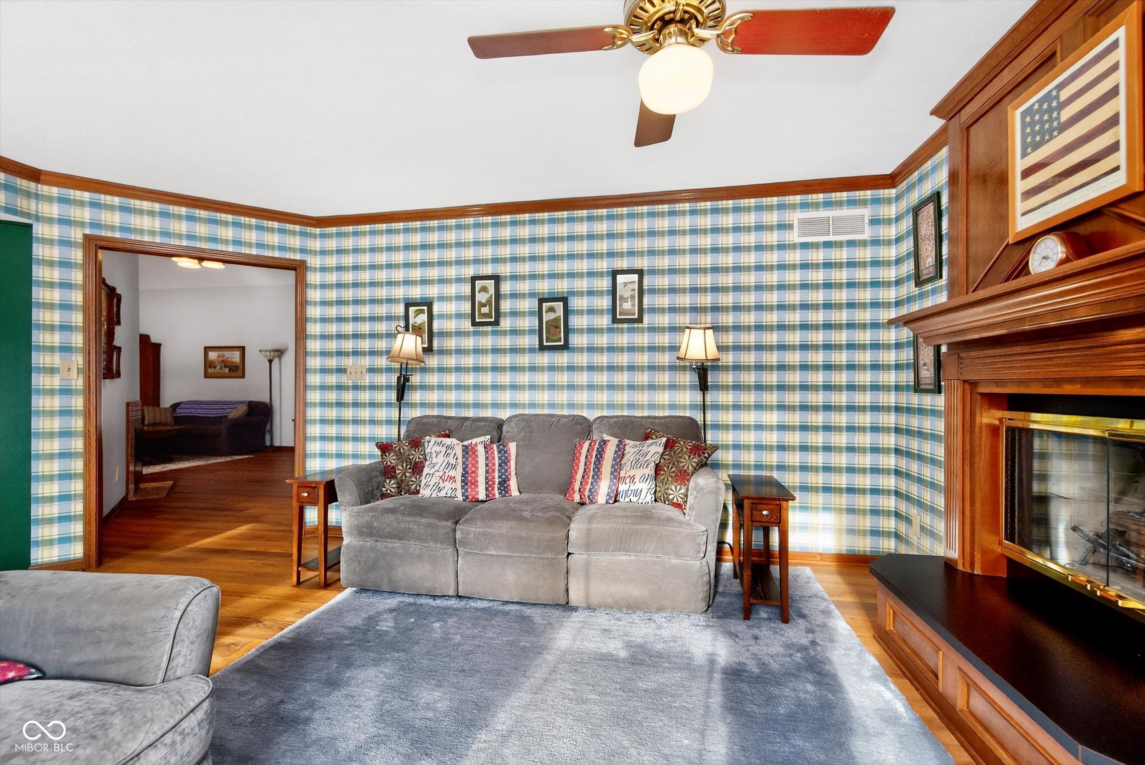 2020 S Oakwood Drive