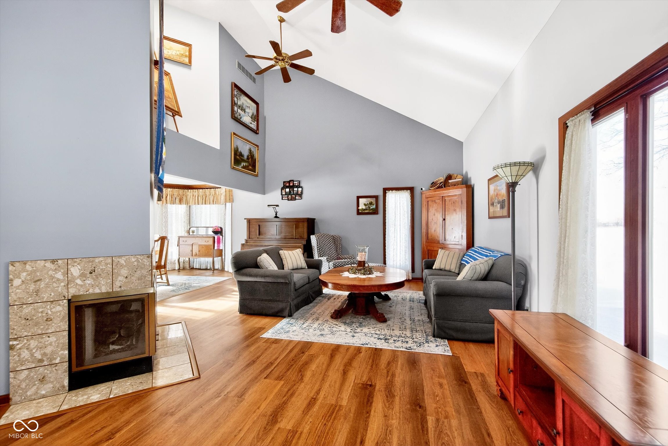 2020 S Oakwood Drive